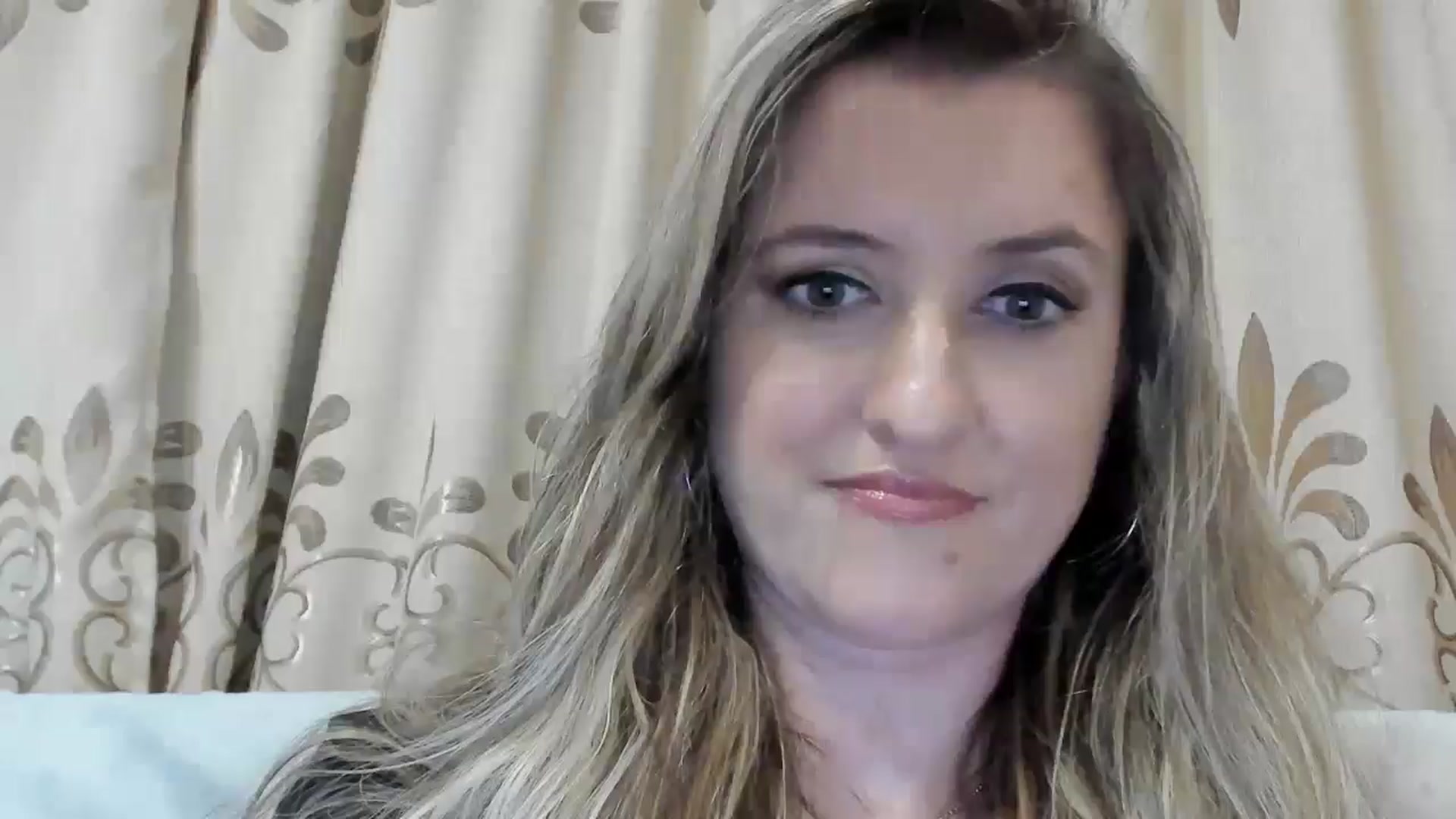 Gallery image thumbnail from BestDream's myfreecams stream on, 10/24/2025, 21:22 image 17 of 20