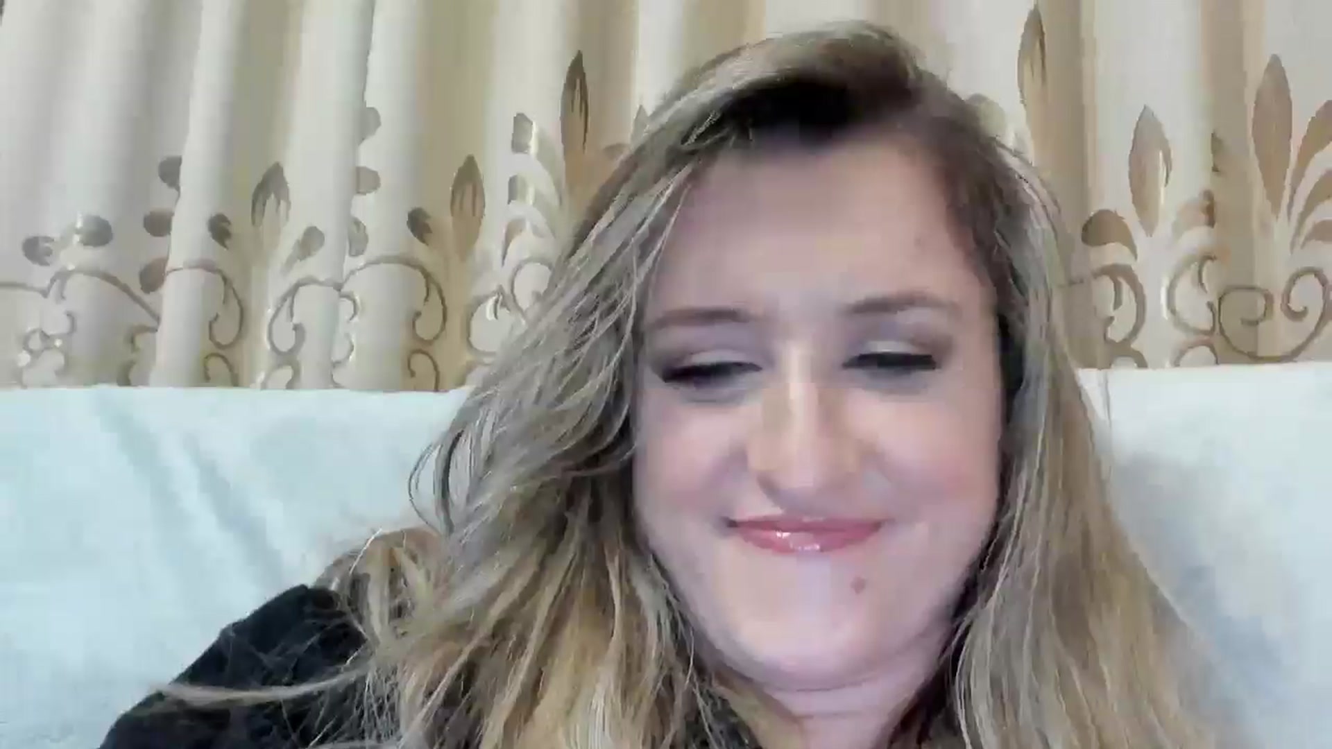Gallery image thumbnail from BestDream's myfreecams stream on, 10/24/2025, 22:24 image 16 of 20