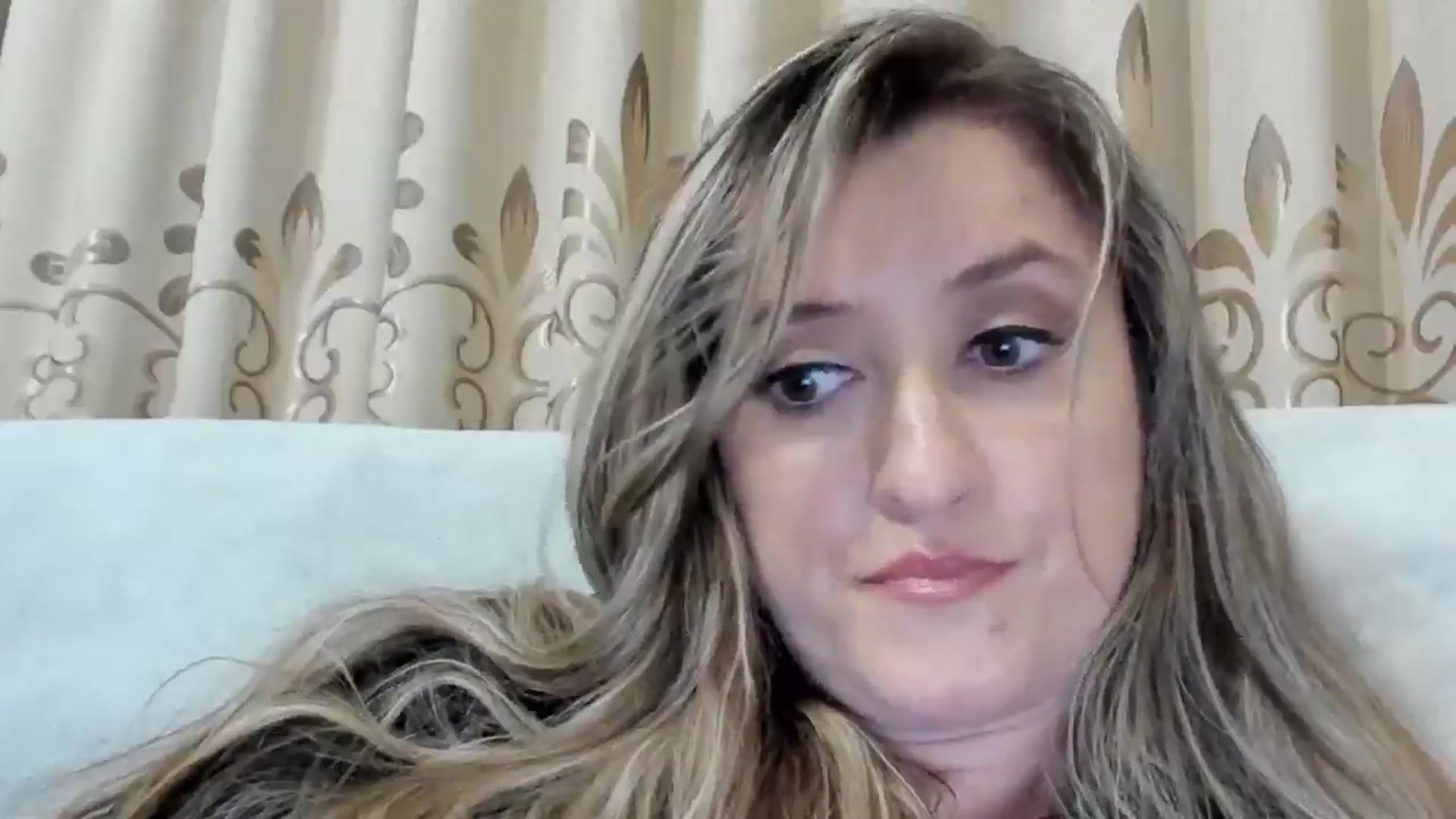 Gallery image thumbnail from BestDream's myfreecams stream on, 10/24/2025, 23:06 image 13 of 20