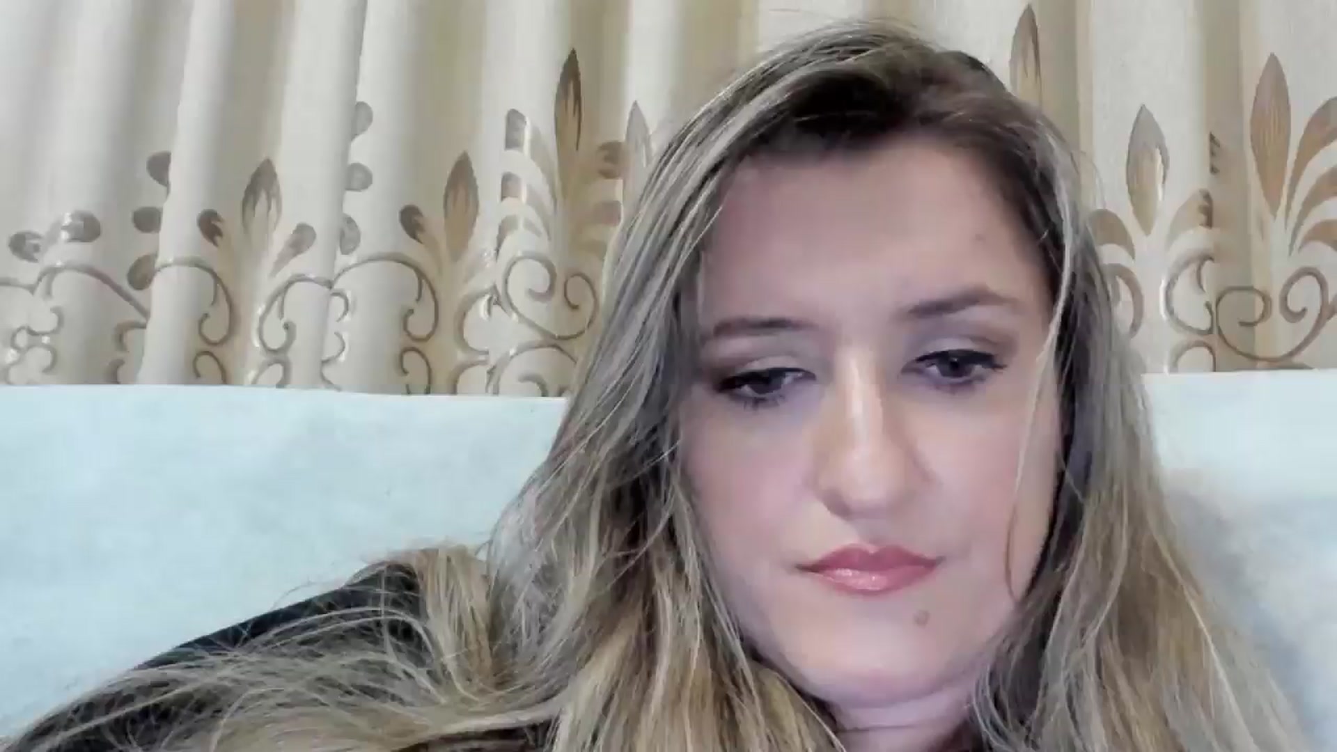 Gallery image thumbnail from BestDream's myfreecams stream on, 10/24/2025, 23:06 image 1 of 20