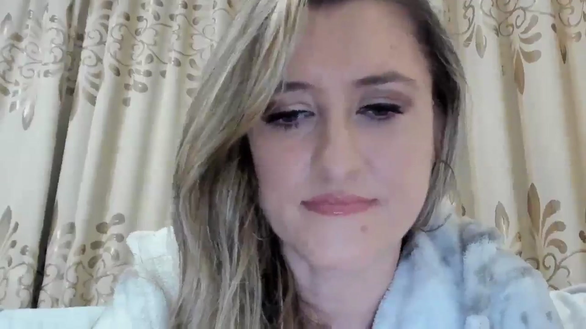 Gallery image thumbnail from BestDream's myfreecams stream on, 10/26/2025, 24:01 image 17 of 20