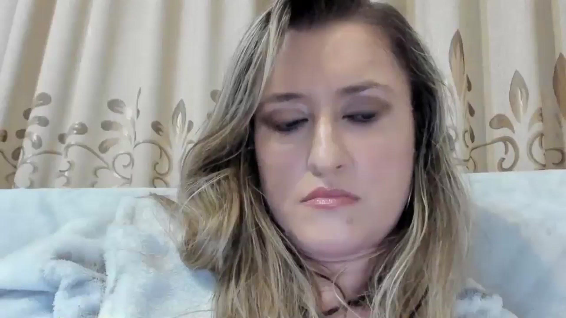 Gallery image thumbnail from BestDream's myfreecams stream on, 10/26/2025, 01:01 image 13 of 20