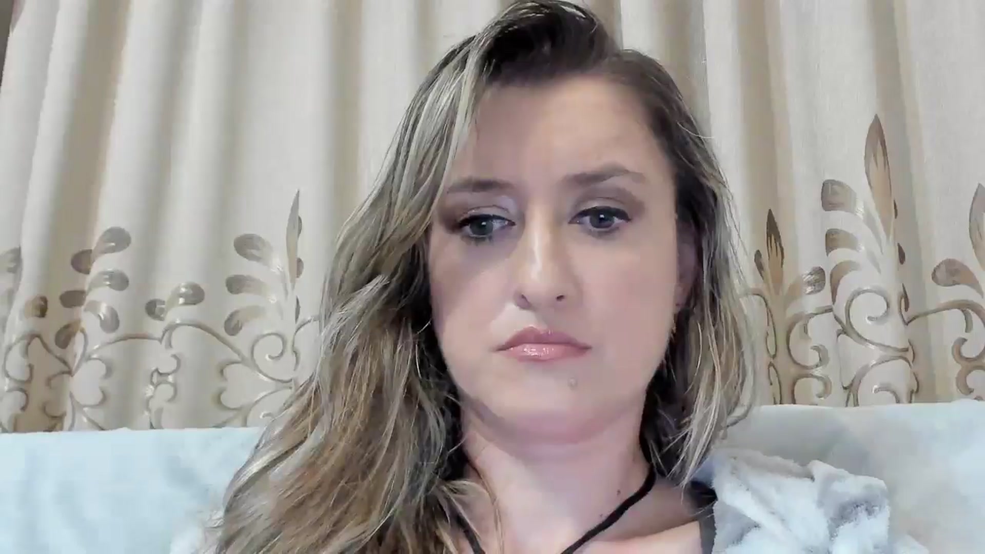 Gallery image thumbnail from BestDream's myfreecams stream on, 10/26/2025, 01:01 image 6 of 20