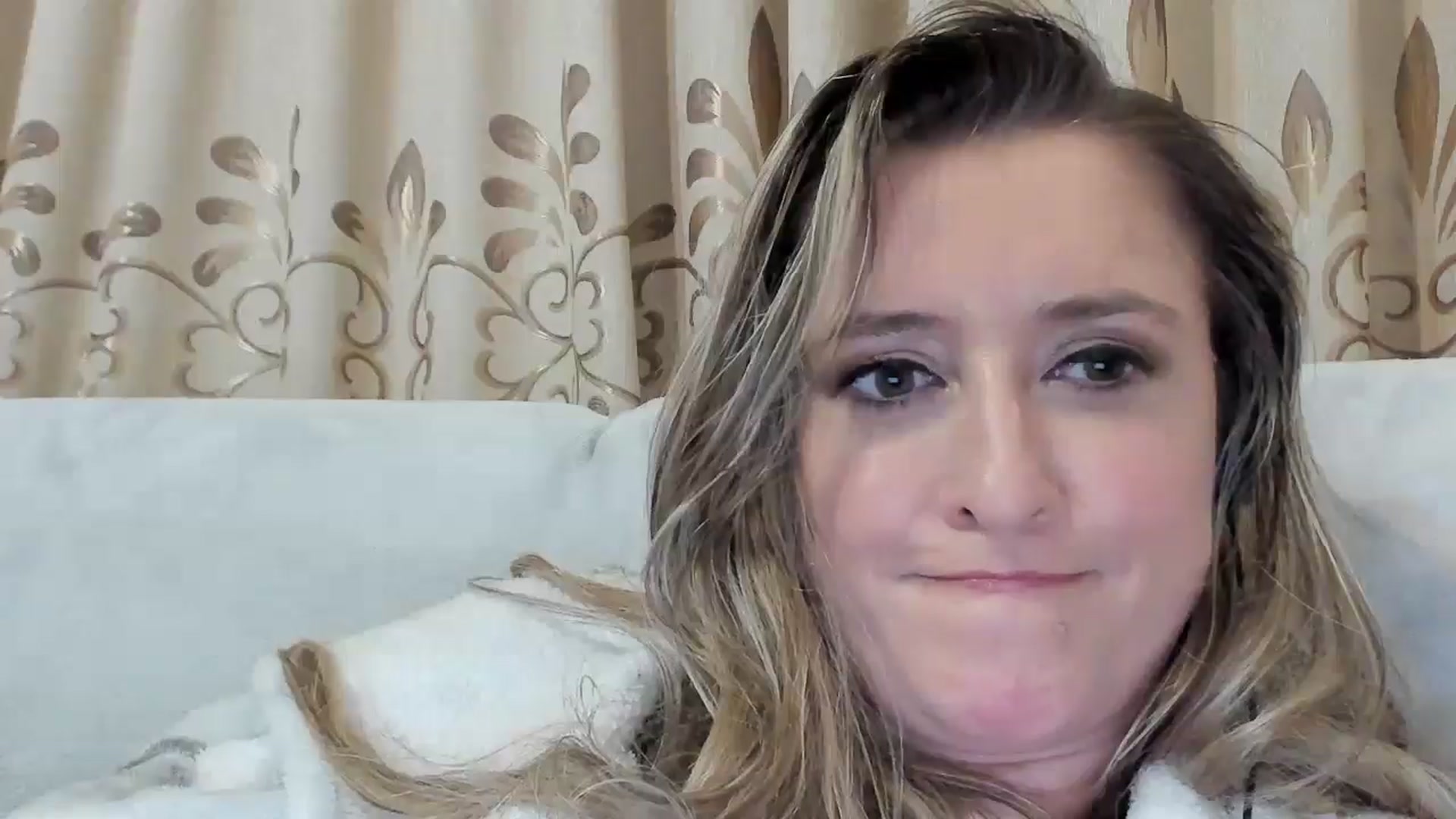 Gallery image thumbnail from BestDream's myfreecams stream on, 10/26/2025, 02:54 image 7 of 20