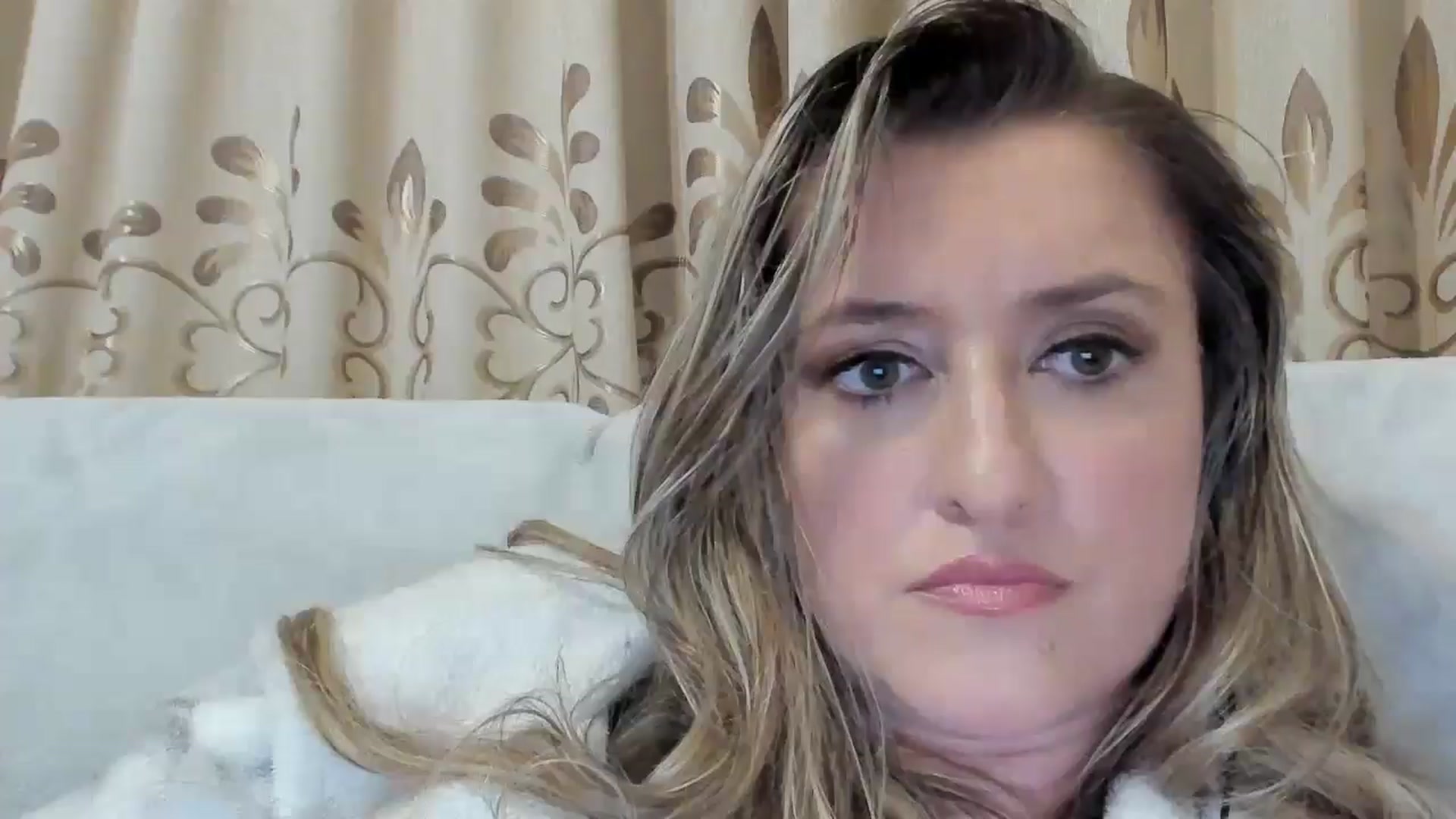 Gallery image thumbnail from BestDream's myfreecams stream on, 10/26/2025, 02:54 image 3 of 20