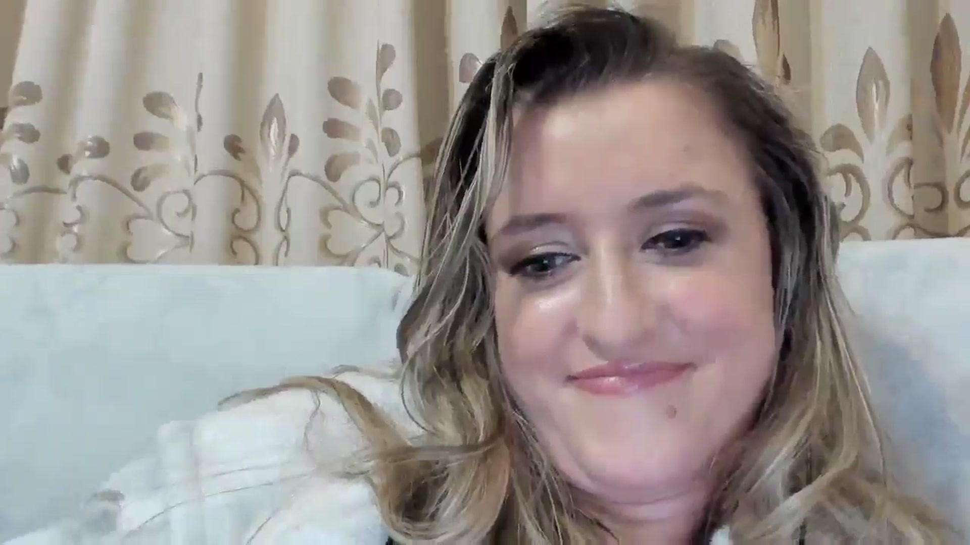Gallery image thumbnail from BestDream's myfreecams stream on, 10/26/2025, 03:40 image 6 of 20