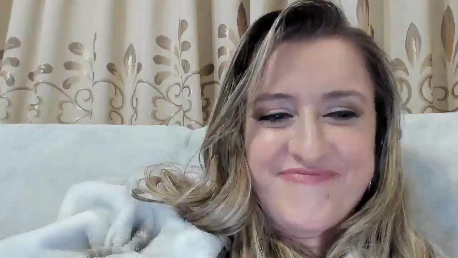 Gallery image thumbnail from BestDream's myfreecams stream on, 10/26/2025, 03:40 image 16 of 20