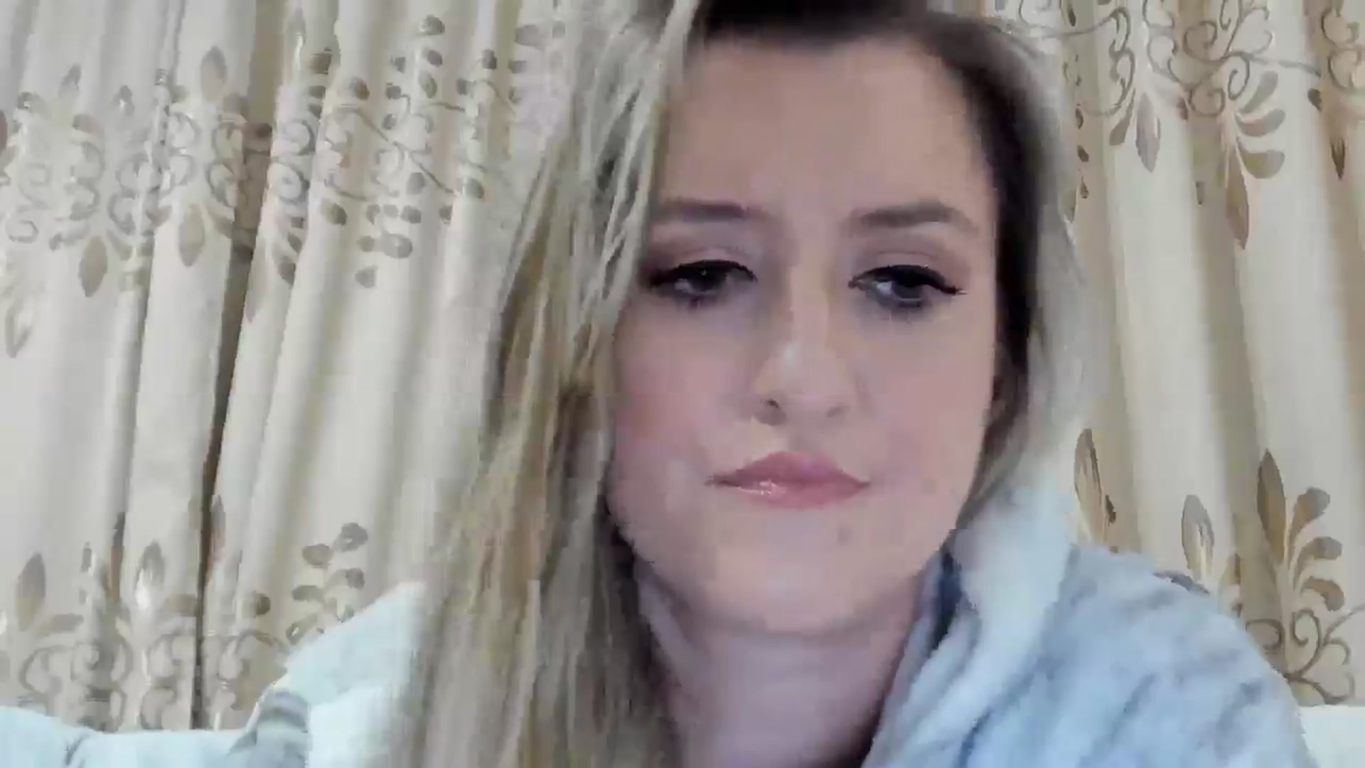 Gallery image thumbnail from BestDream's myfreecams stream on, 10/26/2025, 23:47 image 10 of 20