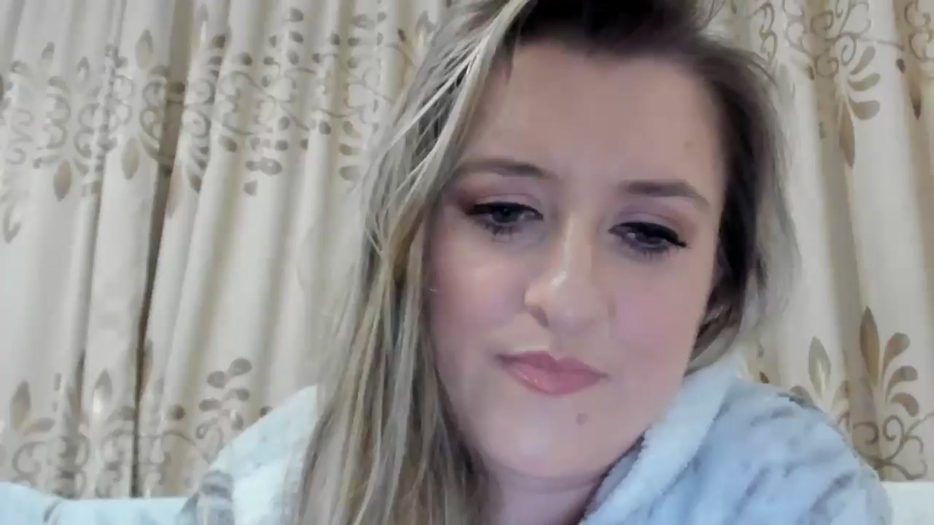 Gallery image thumbnail from BestDream's myfreecams stream on, 10/26/2025, 23:47 image 2 of 20
