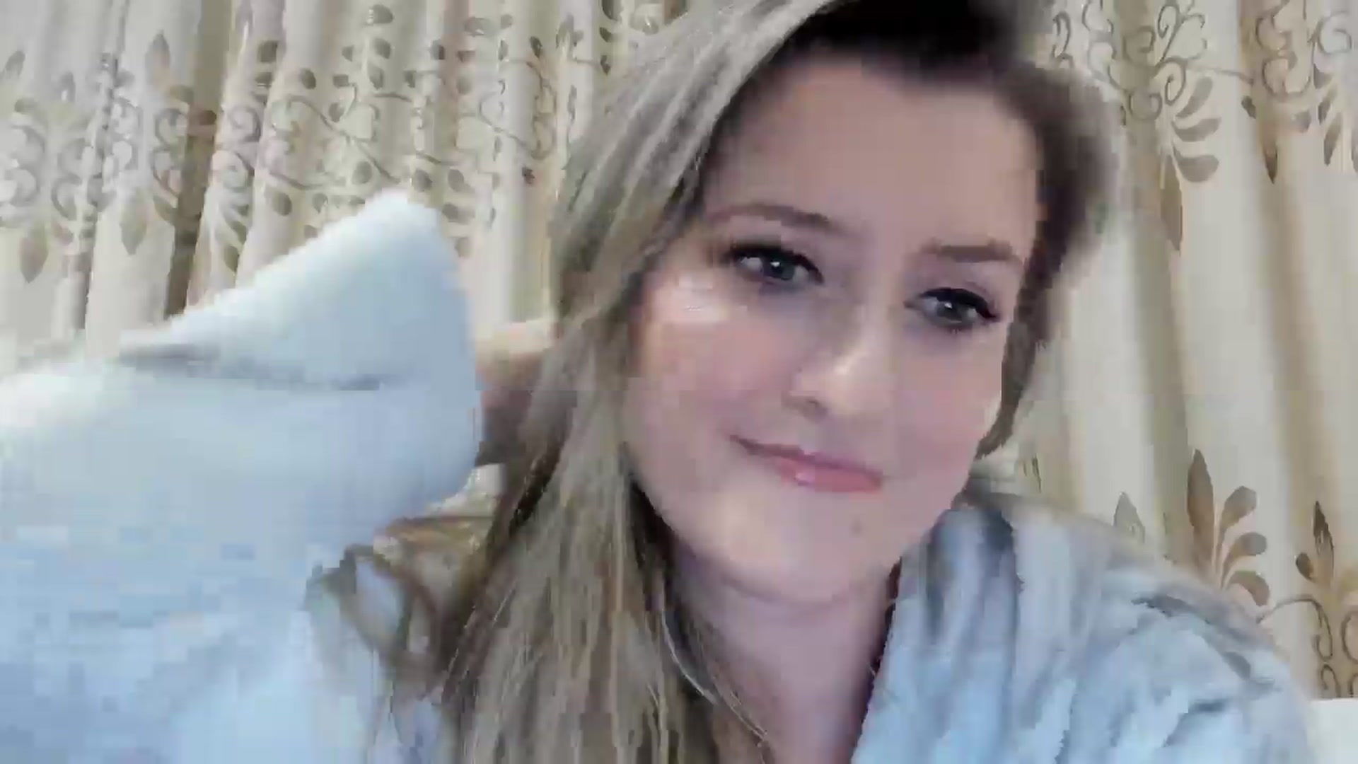 Gallery image thumbnail from BestDream's myfreecams stream on, 10/27/2025, 01:21 image 2 of 20