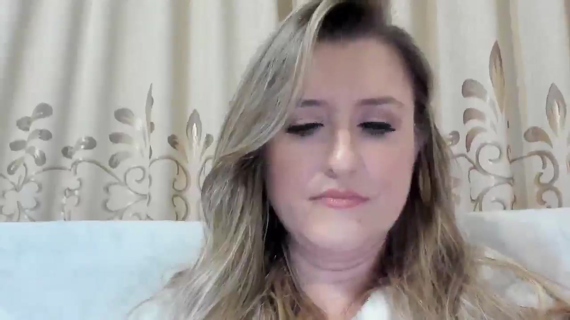 Gallery image thumbnail from BestDream's myfreecams stream on, 10/27/2025, 01:21 image 9 of 20