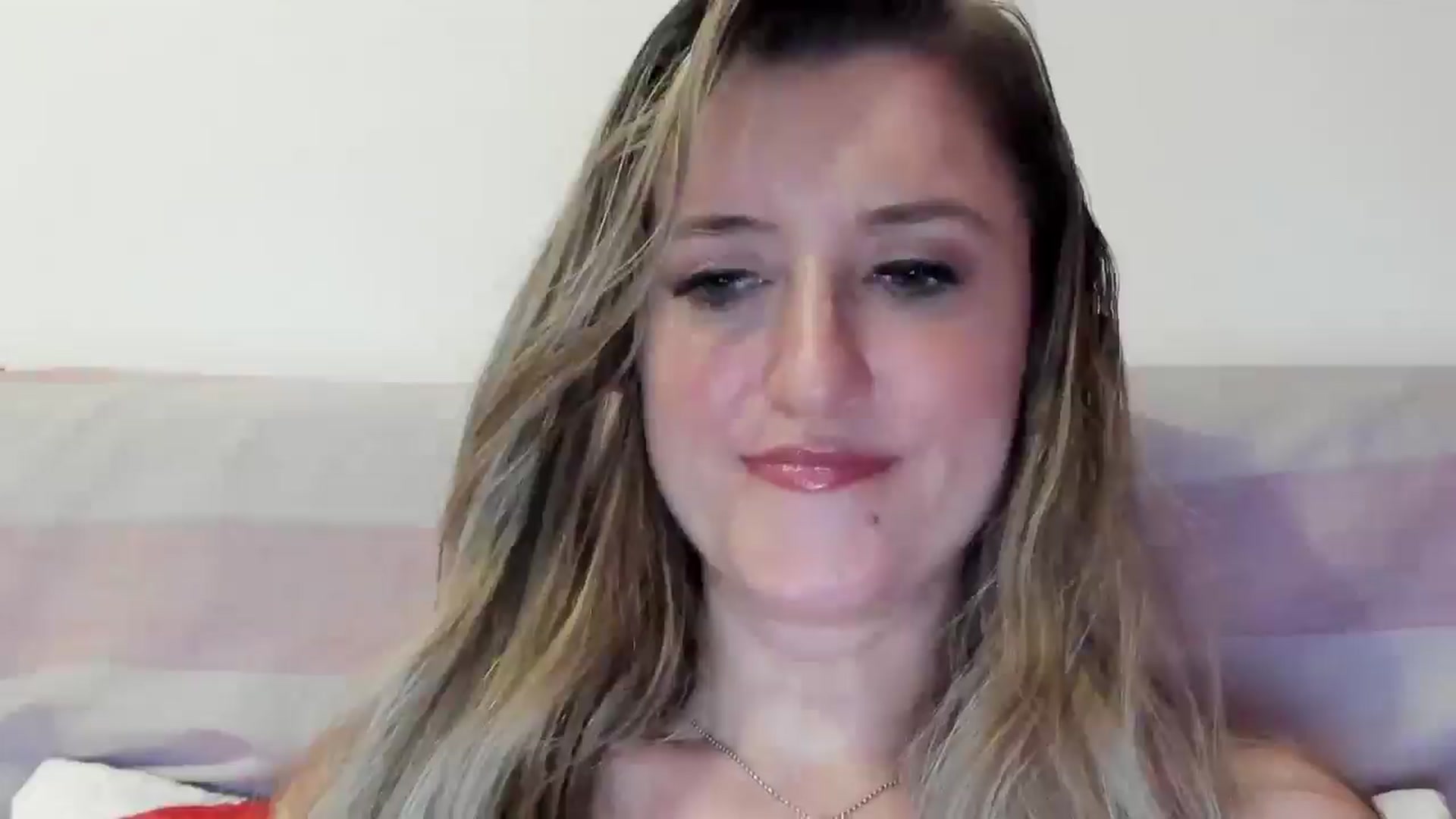 Gallery image thumbnail from BestDream's myfreecams stream on, 10/28/2025, 23:16 image 12 of 20