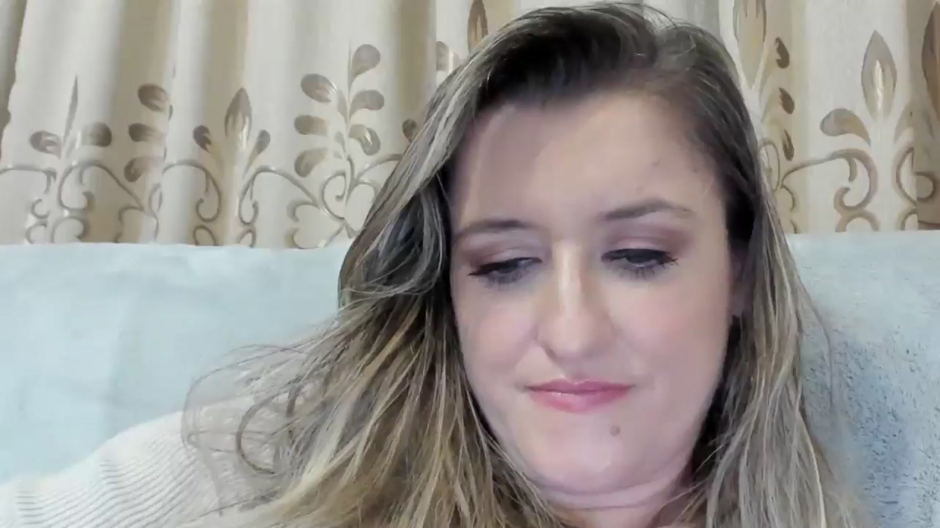 Gallery image thumbnail from BestDream's myfreecams stream on, 10/31/2025, 22:59 image 8 of 20