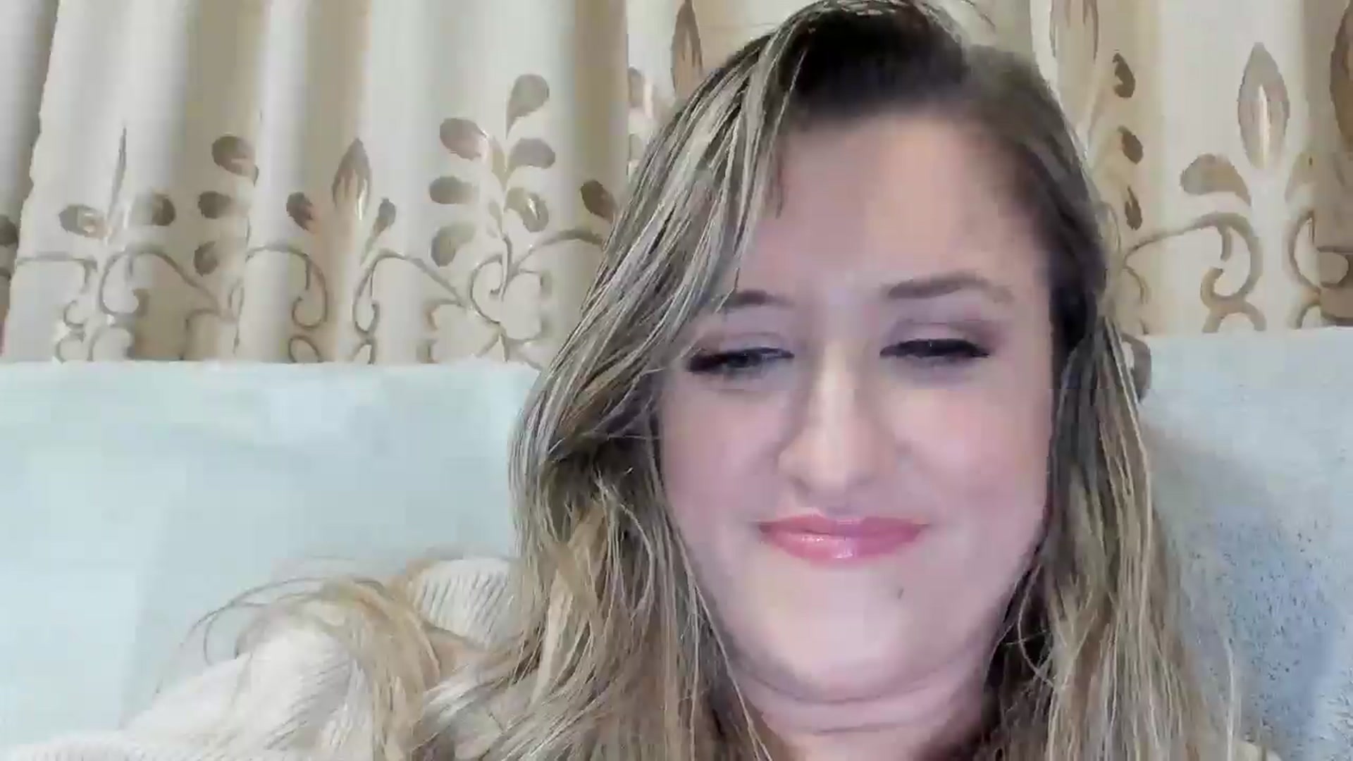 Gallery image thumbnail from BestDream's myfreecams stream on, 11/01/2025, 01:05 image 19 of 20