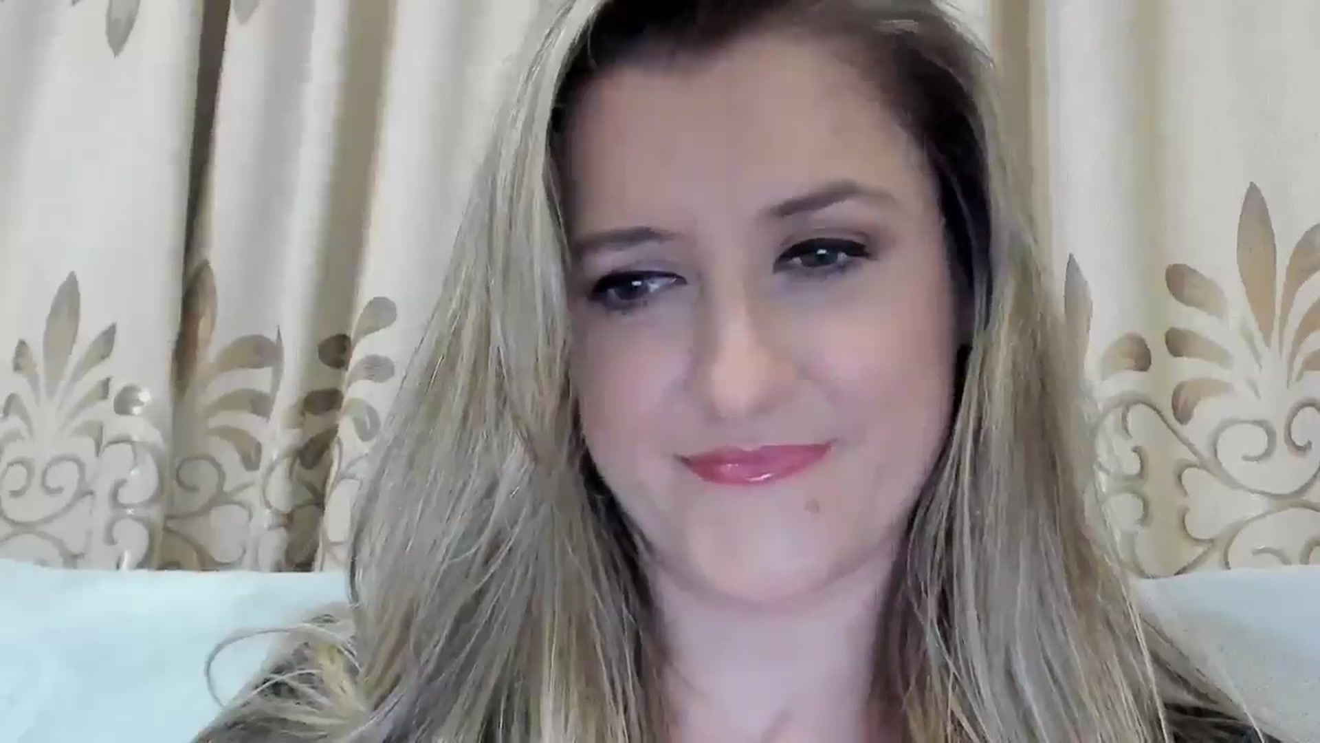Gallery image thumbnail from BestDream's myfreecams stream on, 11/02/2025, 01:09 image 5 of 20
