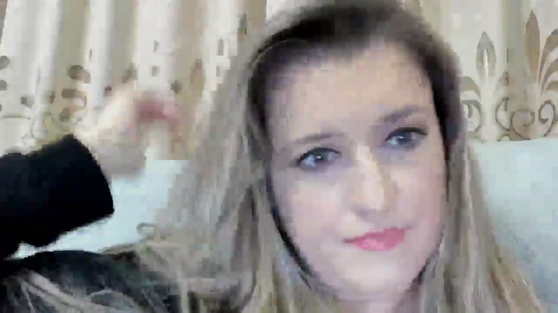 Gallery image thumbnail from BestDream's myfreecams stream on, 11/02/2025, 01:09 image 12 of 20