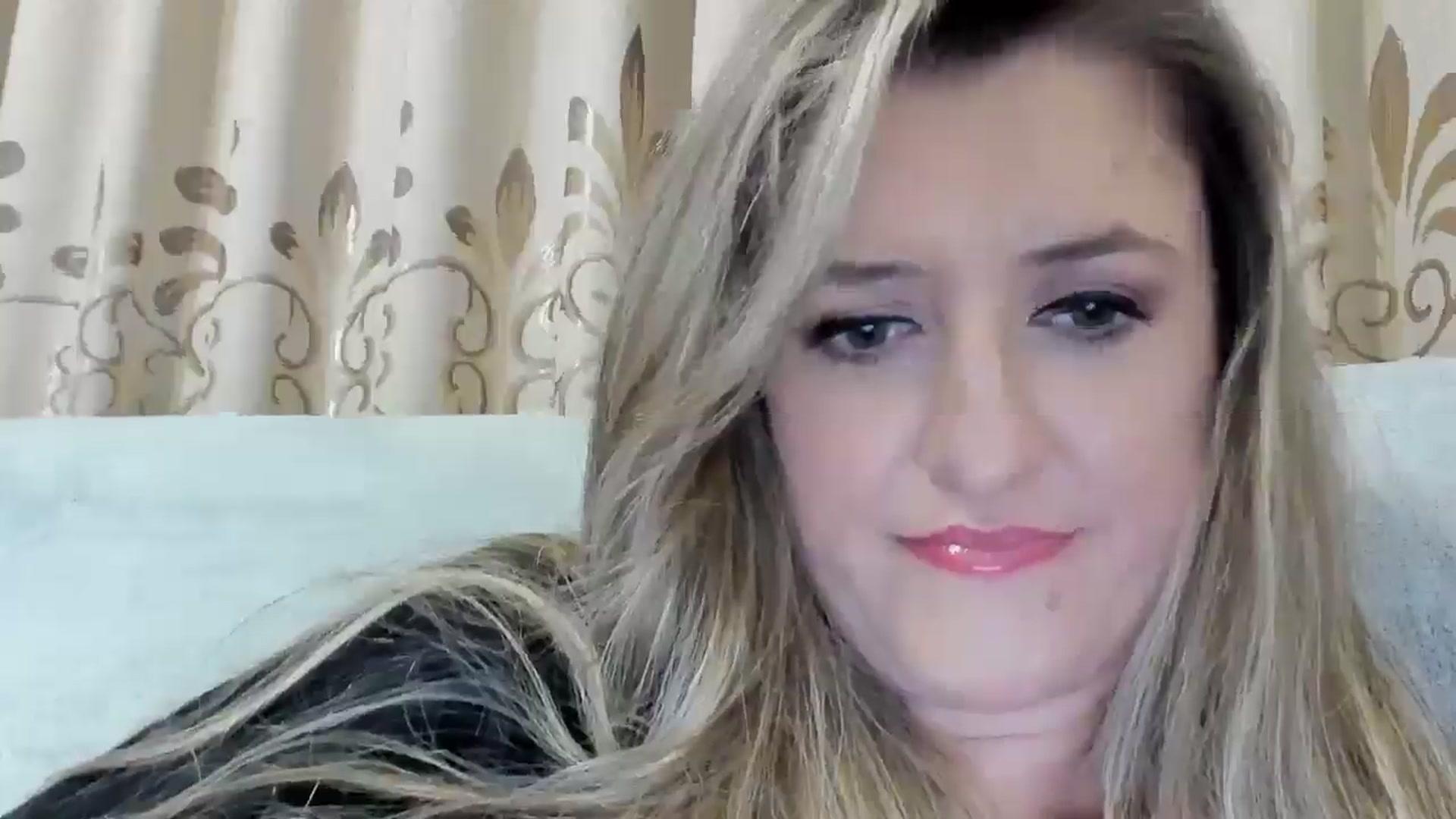 Gallery image thumbnail from BestDream's myfreecams stream on, 11/02/2025, 01:09 image 11 of 20