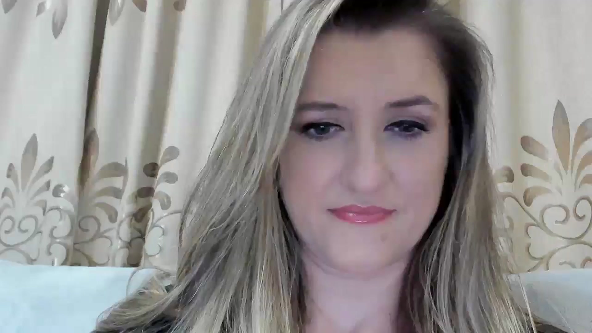 Gallery image thumbnail from BestDream's myfreecams stream on, 11/02/2025, 01:09 image 3 of 20