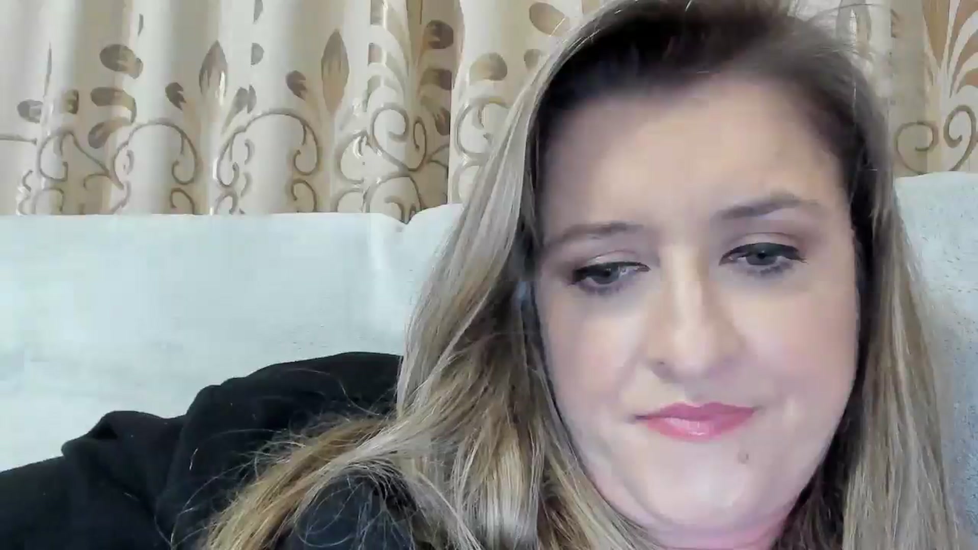 Gallery image thumbnail from BestDream's myfreecams stream on, 11/02/2025, 03:18 image 9 of 20