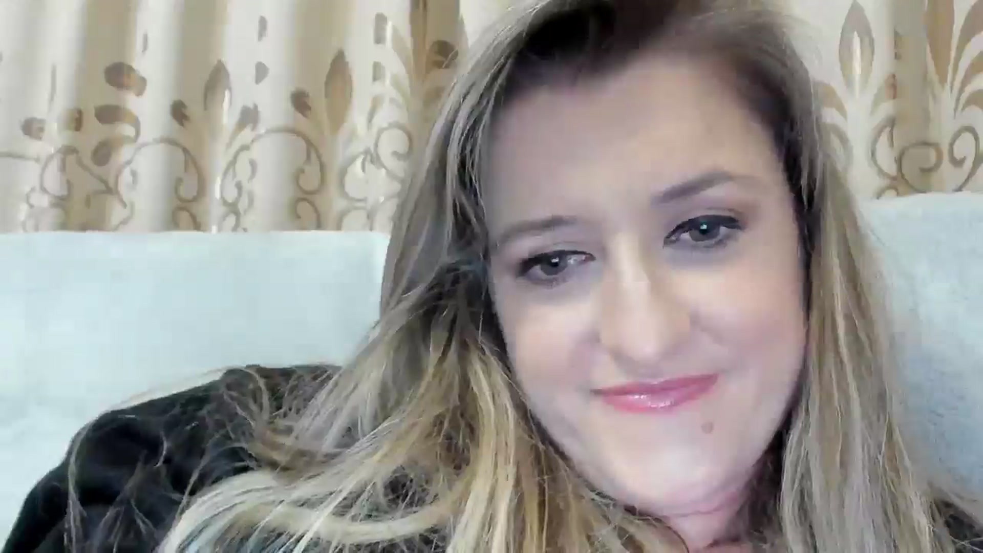 Gallery image thumbnail from BestDream's myfreecams stream on, 11/02/2025, 03:18 image 16 of 20