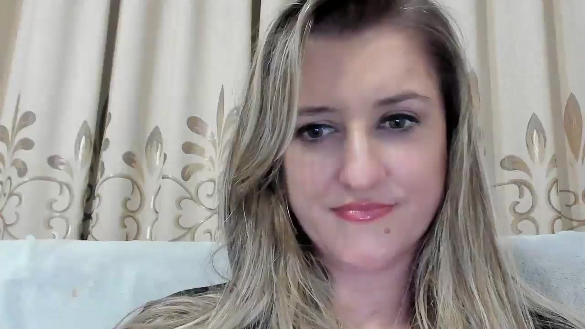 Gallery image thumbnail from BestDream's myfreecams stream on, 11/02/2025, 22:52 image 15 of 20