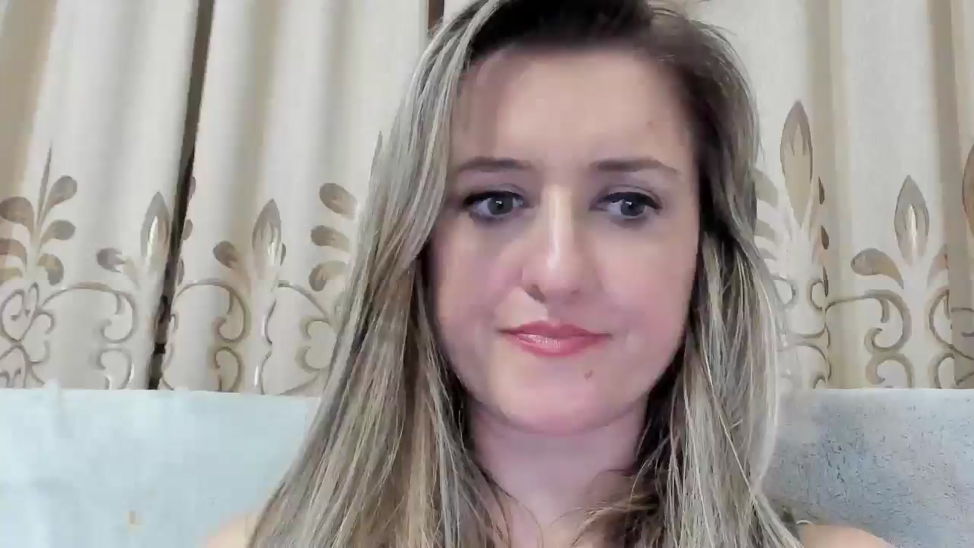 Gallery image thumbnail from BestDream's myfreecams stream on, 11/03/2025, 24:27 image 11 of 20