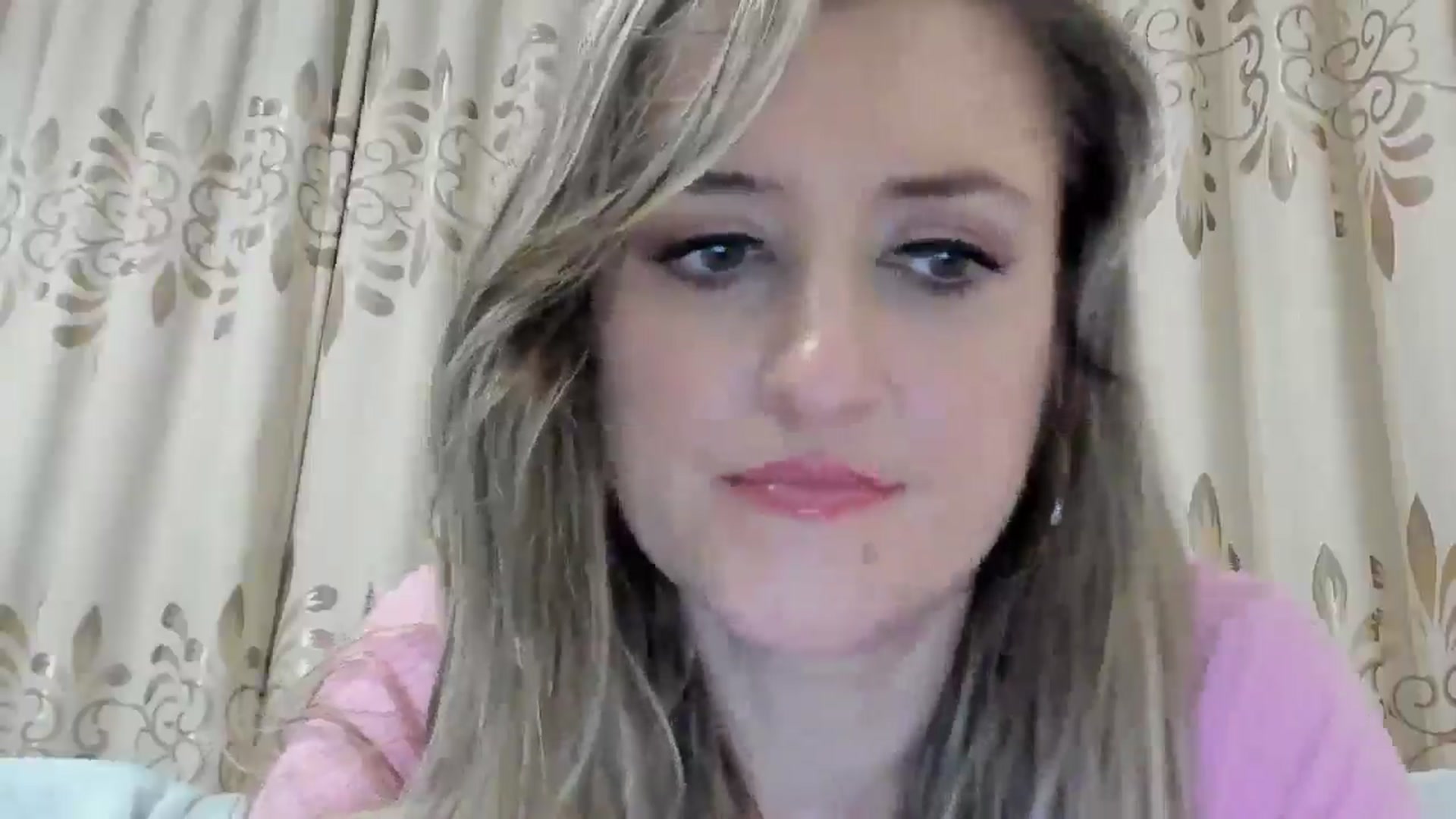 Gallery image thumbnail from BestDream's myfreecams stream on, 11/03/2025, 23:24 image 4 of 20