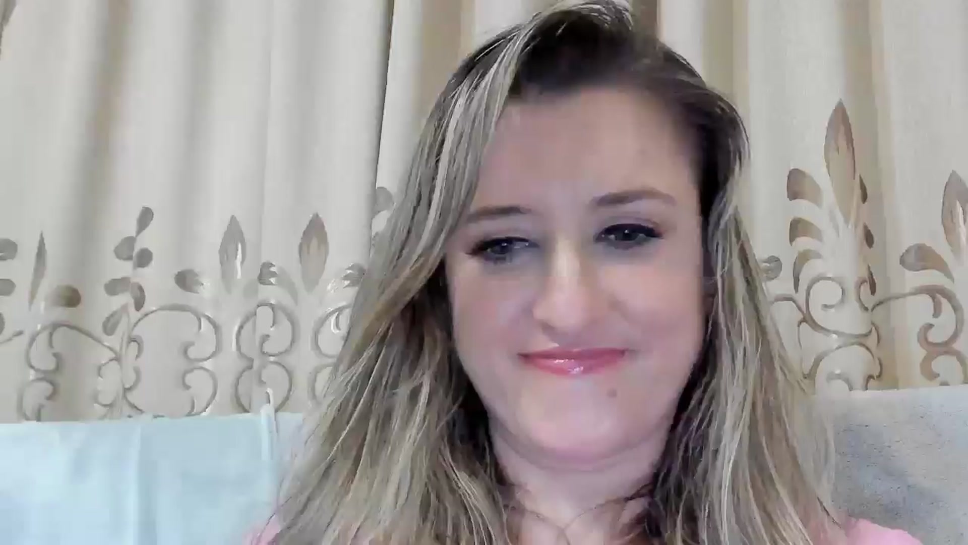 Gallery image thumbnail from BestDream's myfreecams stream on, 11/04/2025, 24:00 image 13 of 20
