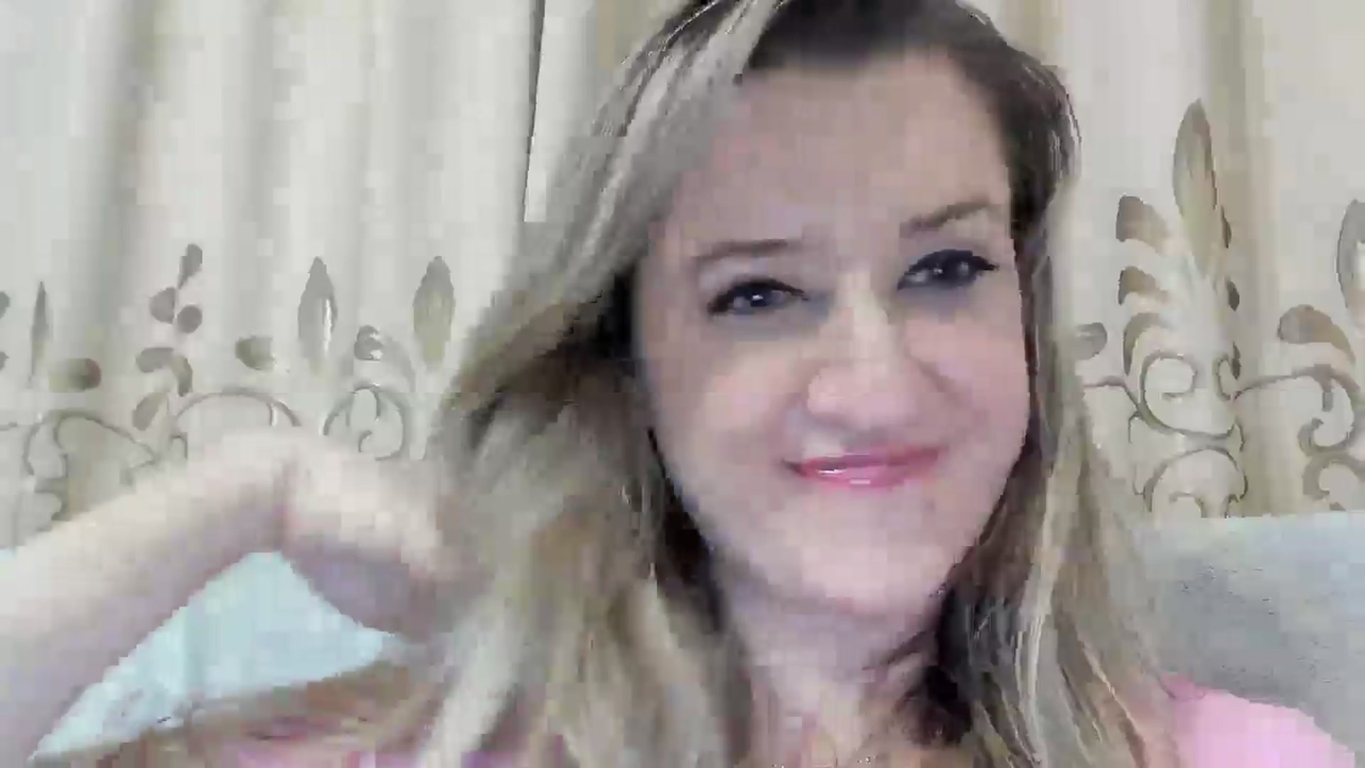 Gallery image thumbnail from BestDream's myfreecams stream on, 11/04/2025, 24:00 image 11 of 20