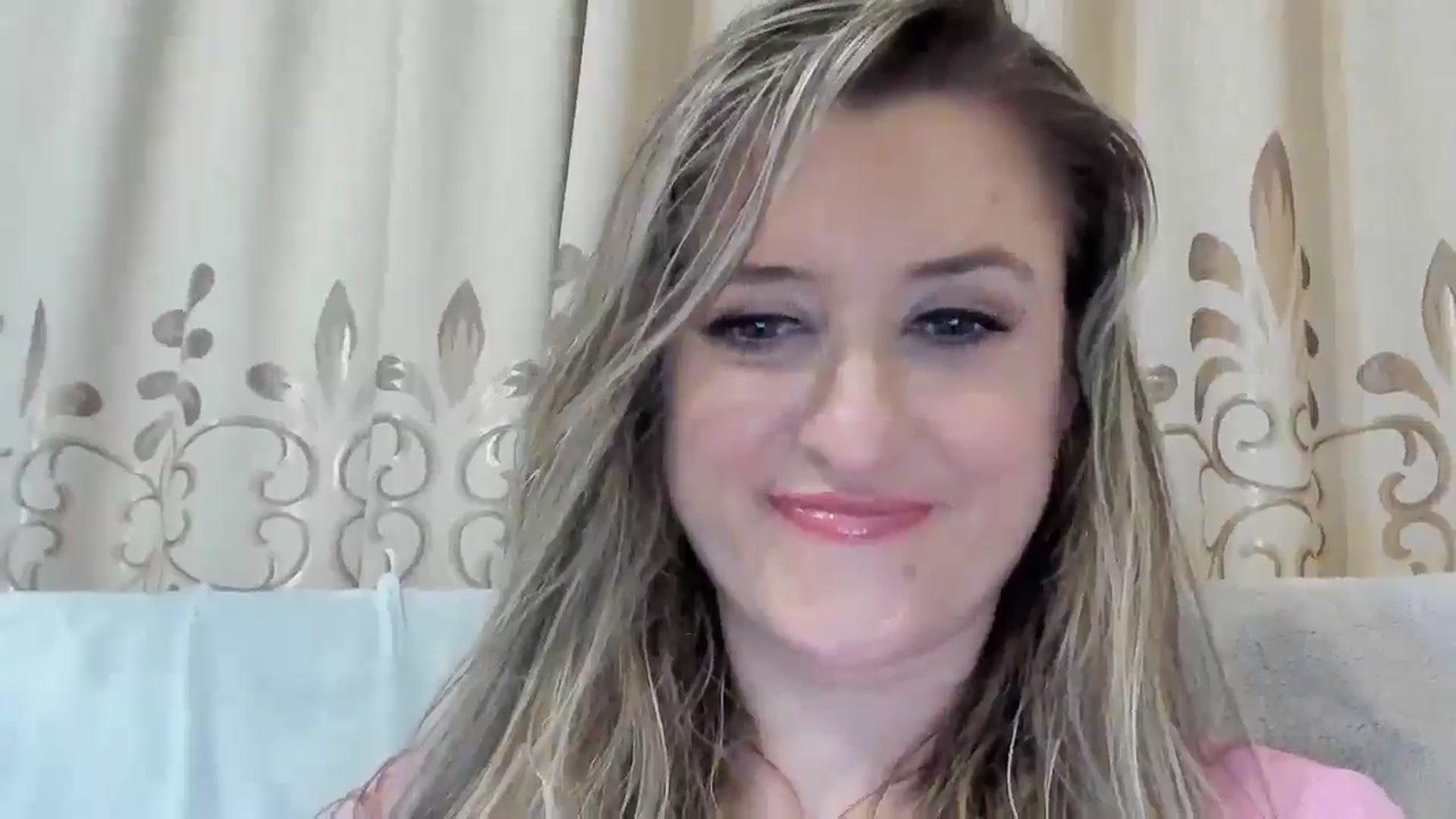 Gallery image thumbnail from BestDream's myfreecams stream on, 11/04/2025, 24:00 image 7 of 20