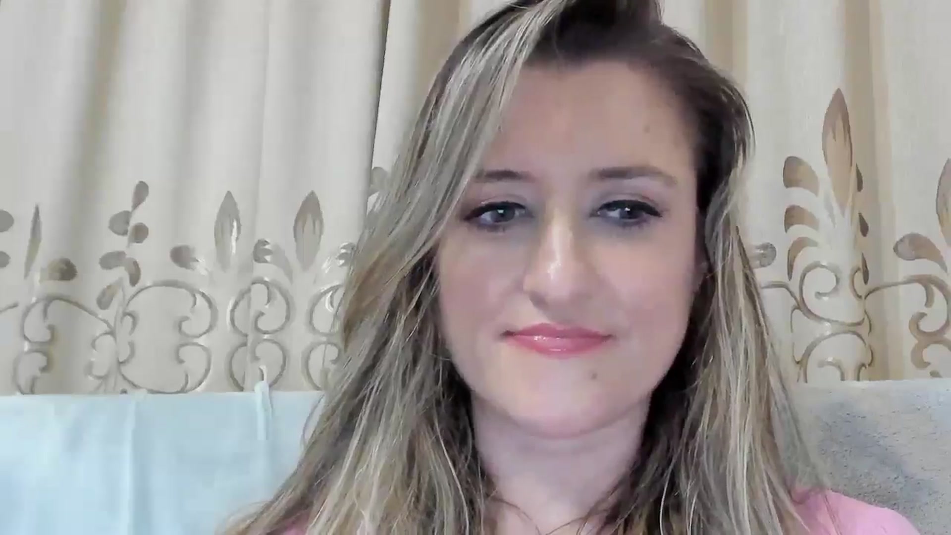 Gallery image thumbnail from BestDream's myfreecams stream on, 11/04/2025, 24:00 image 9 of 20