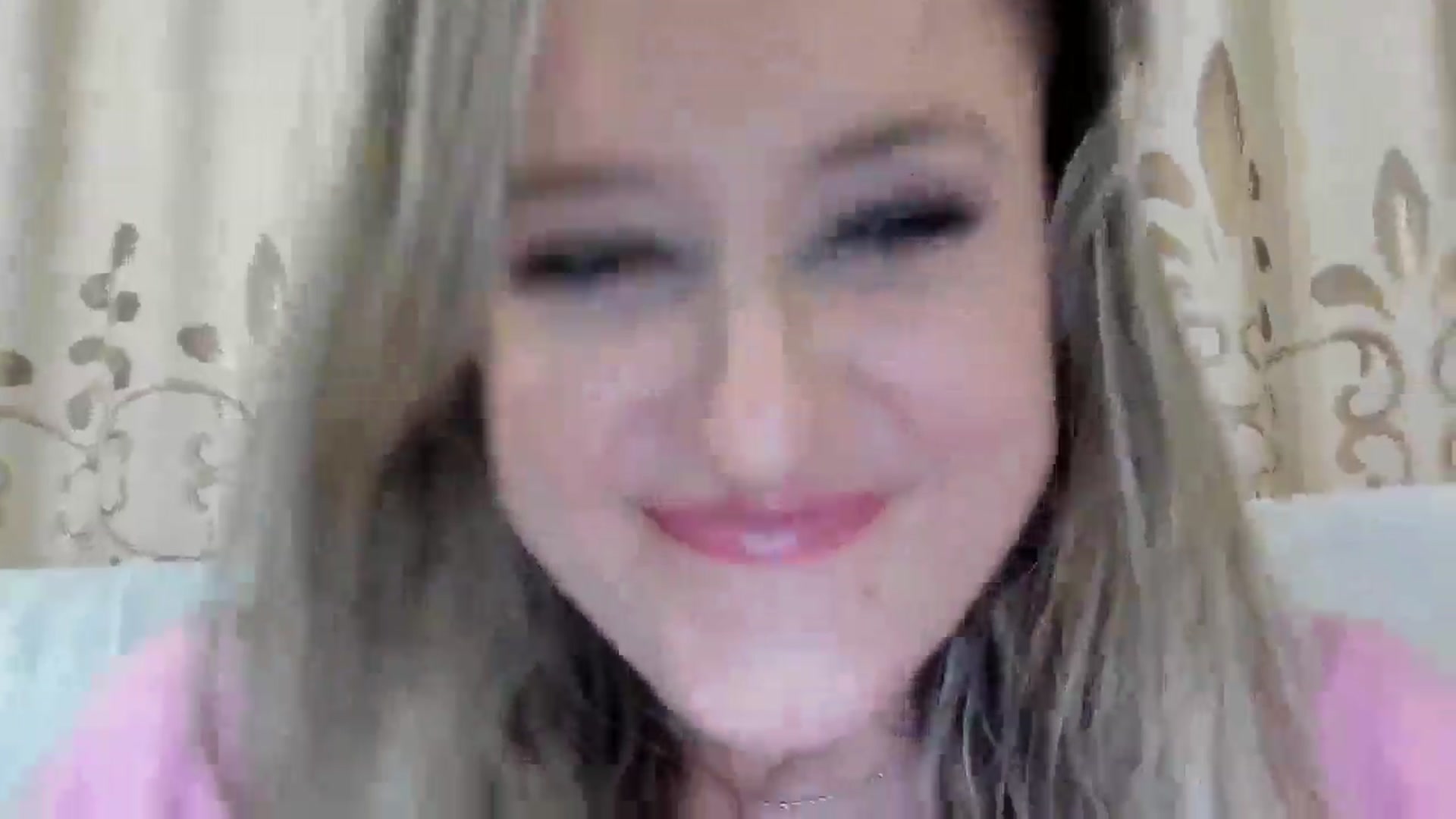 Gallery image thumbnail from BestDream's myfreecams stream on, 11/04/2025, 24:00 image 19 of 20