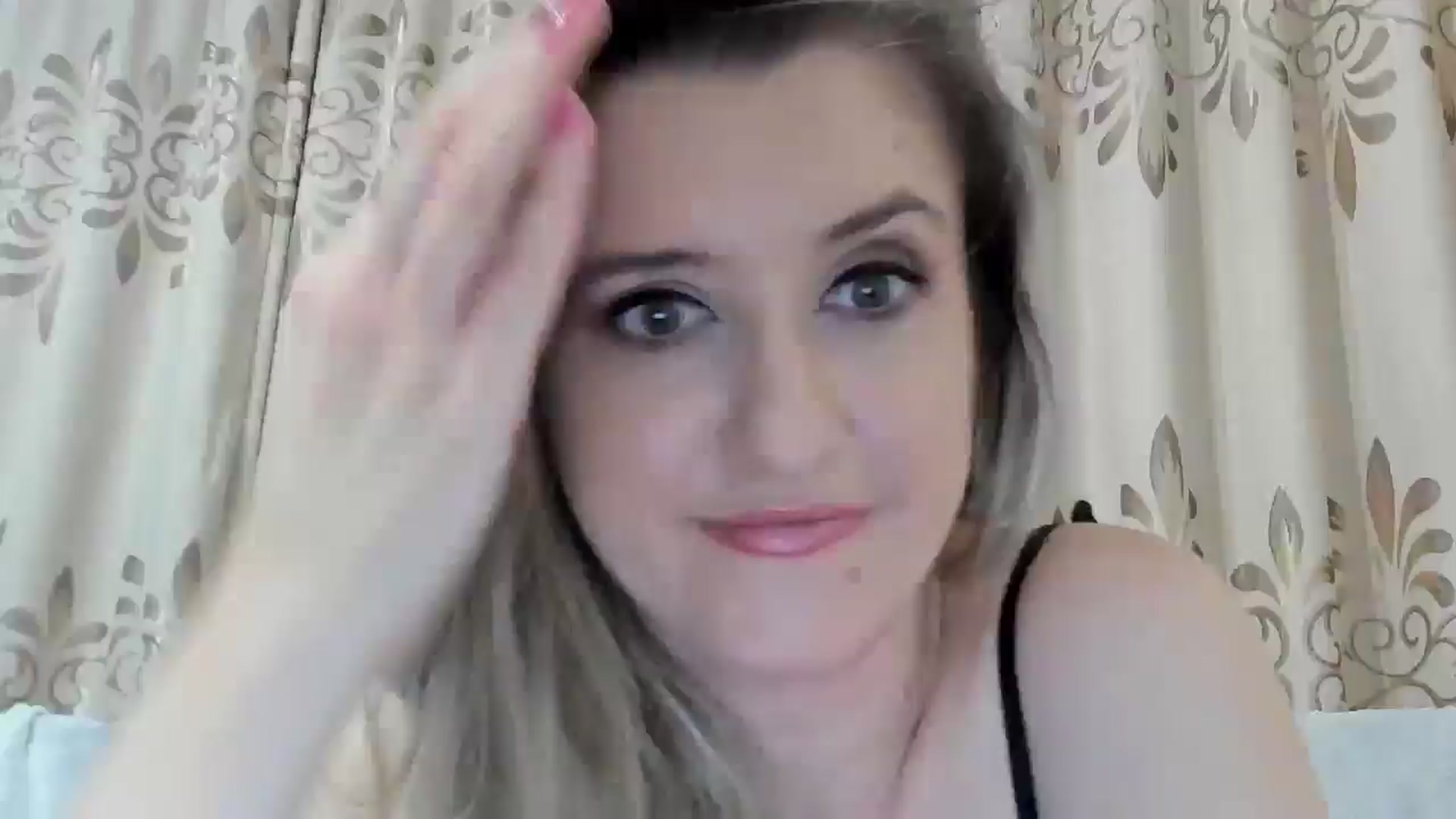 Gallery image thumbnail from BestDream's myfreecams stream on, 11/04/2025, 22:27 image 1 of 20