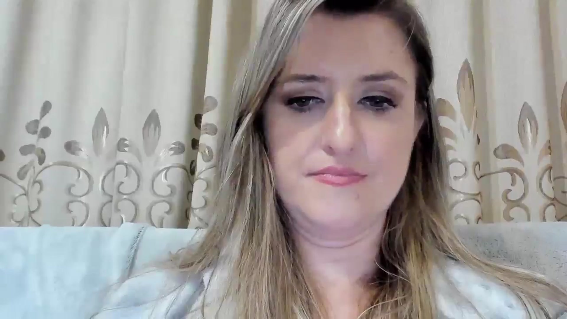 Gallery image thumbnail from BestDream's myfreecams stream on, 11/05/2025, 01:21 image 17 of 20