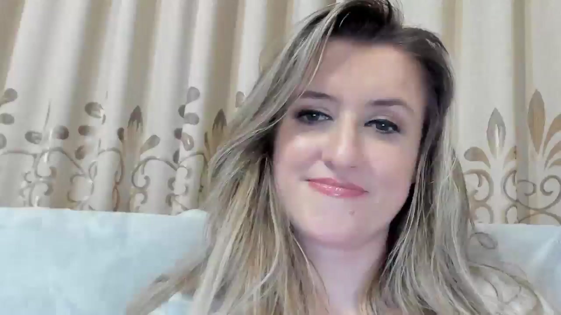 Gallery image thumbnail from BestDream's myfreecams stream on, 11/06/2025, 01:56 image 18 of 20