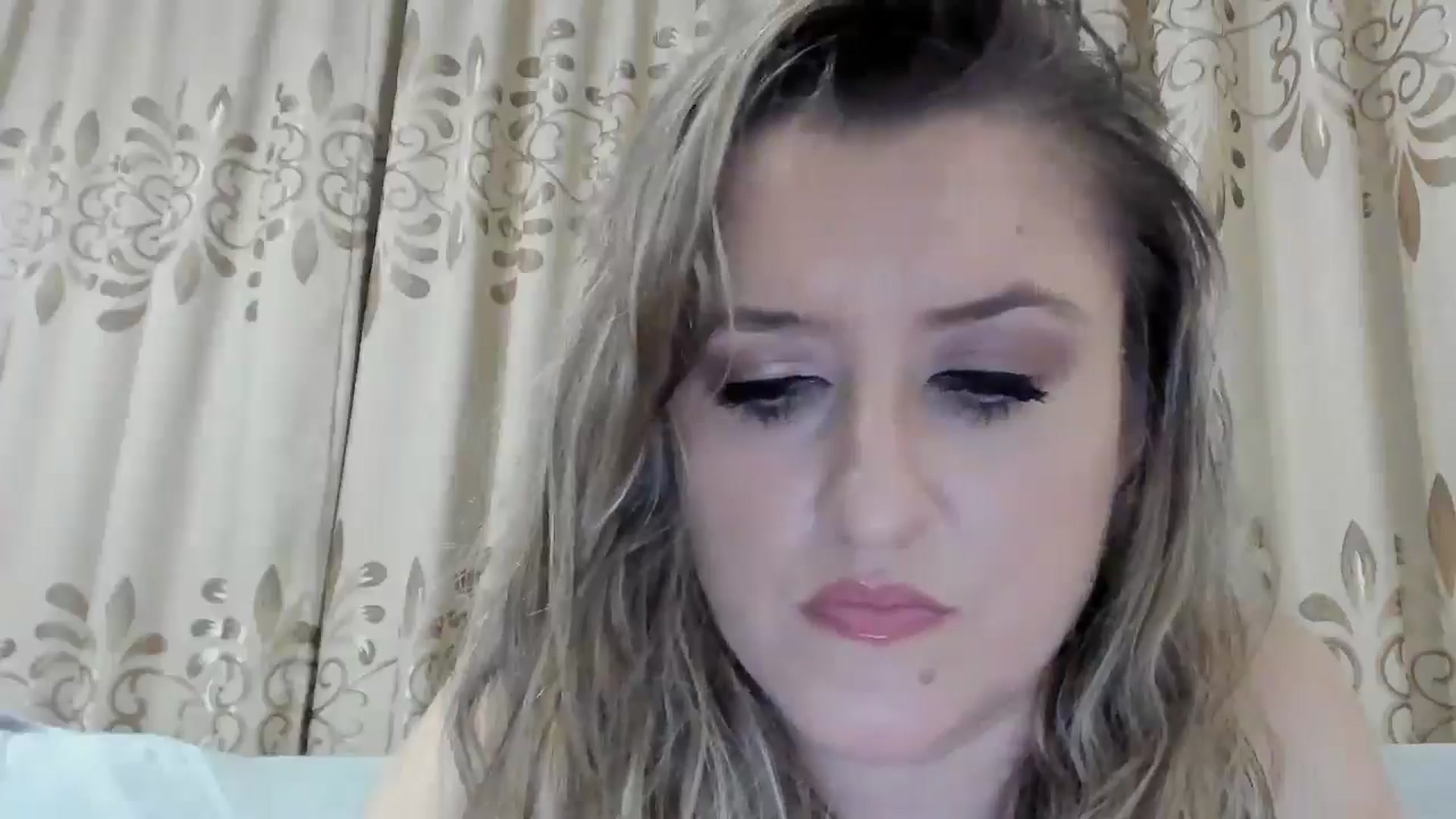 Gallery image thumbnail from BestDream's myfreecams stream on, 11/06/2025, 20:58 image 15 of 20