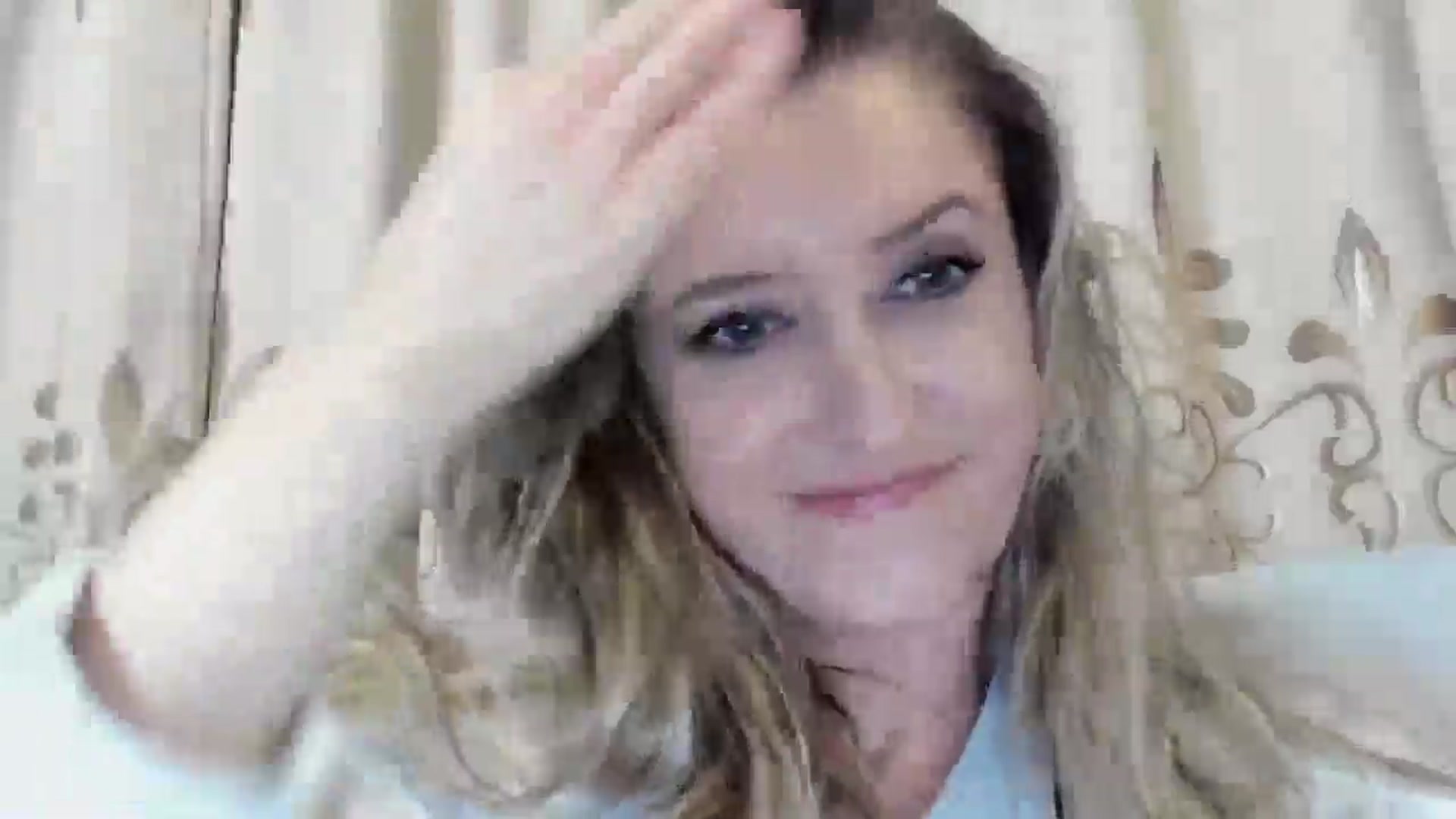 Gallery image thumbnail from BestDream's myfreecams stream on, 11/06/2025, 23:28 image 16 of 20
