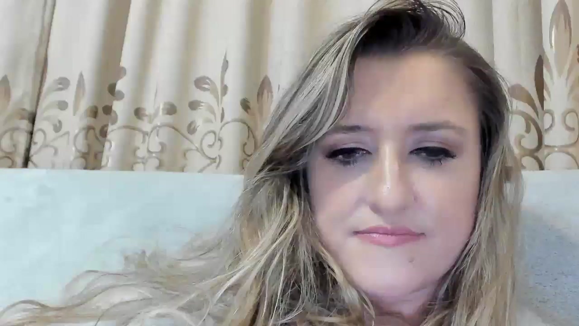 Gallery image thumbnail from BestDream's myfreecams stream on, 11/07/2025, 24:02 image 19 of 20