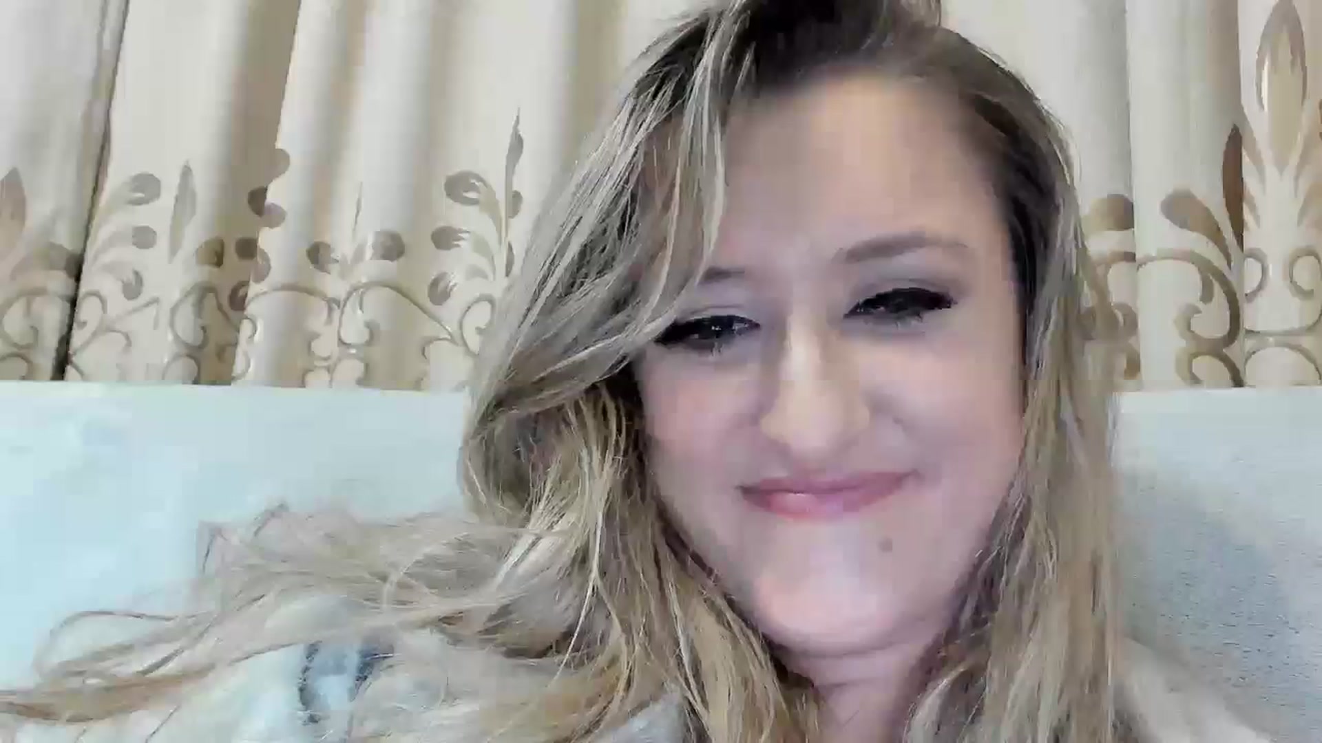 Gallery image thumbnail from BestDream's myfreecams stream on, 11/07/2025, 24:02 image 13 of 20