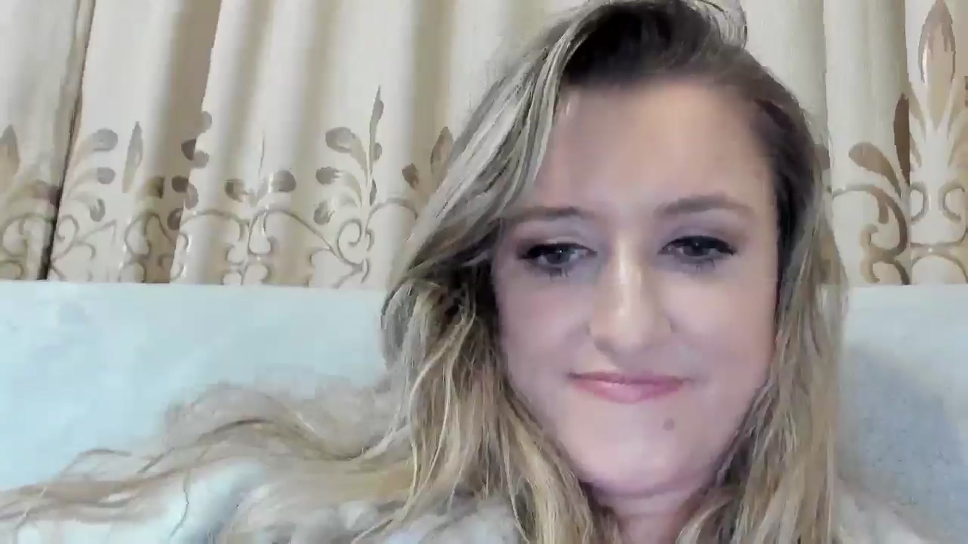 Gallery image thumbnail from BestDream's myfreecams stream on, 11/07/2025, 24:02 image 15 of 20
