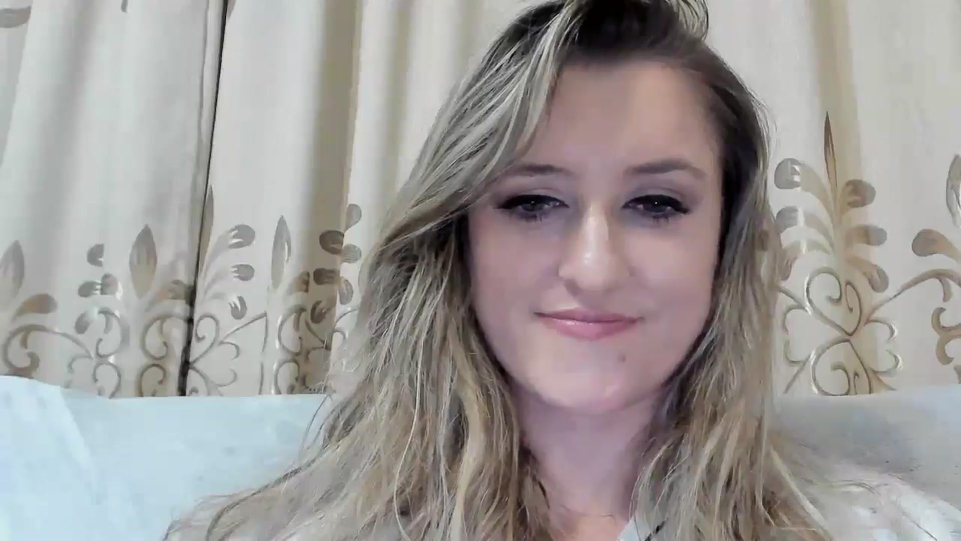 Gallery image thumbnail from BestDream's myfreecams stream on, 11/07/2025, 24:02 image 5 of 20