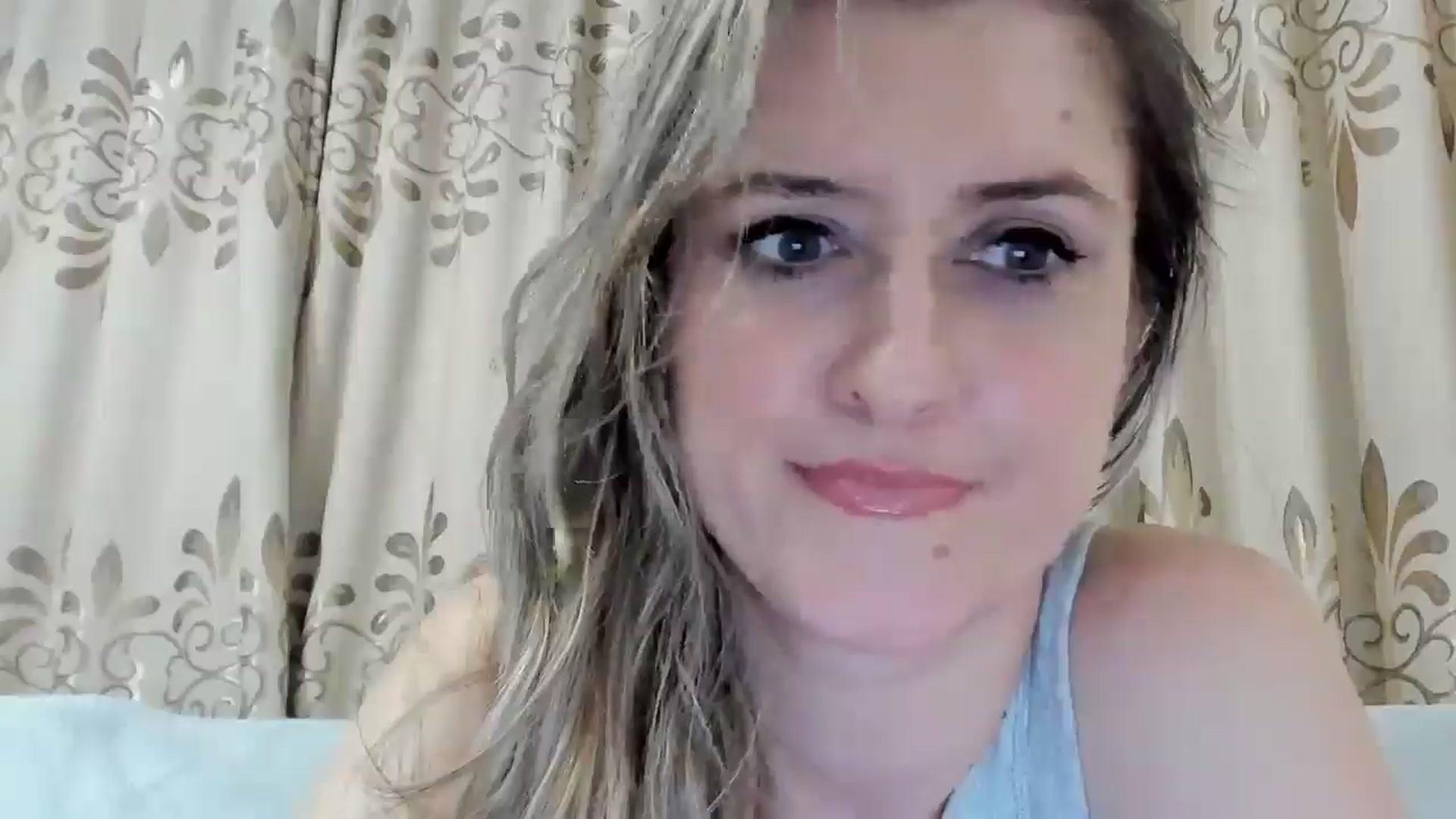 Gallery image thumbnail from BestDream's myfreecams stream on, 11/08/2025, 24:18 image 5 of 20