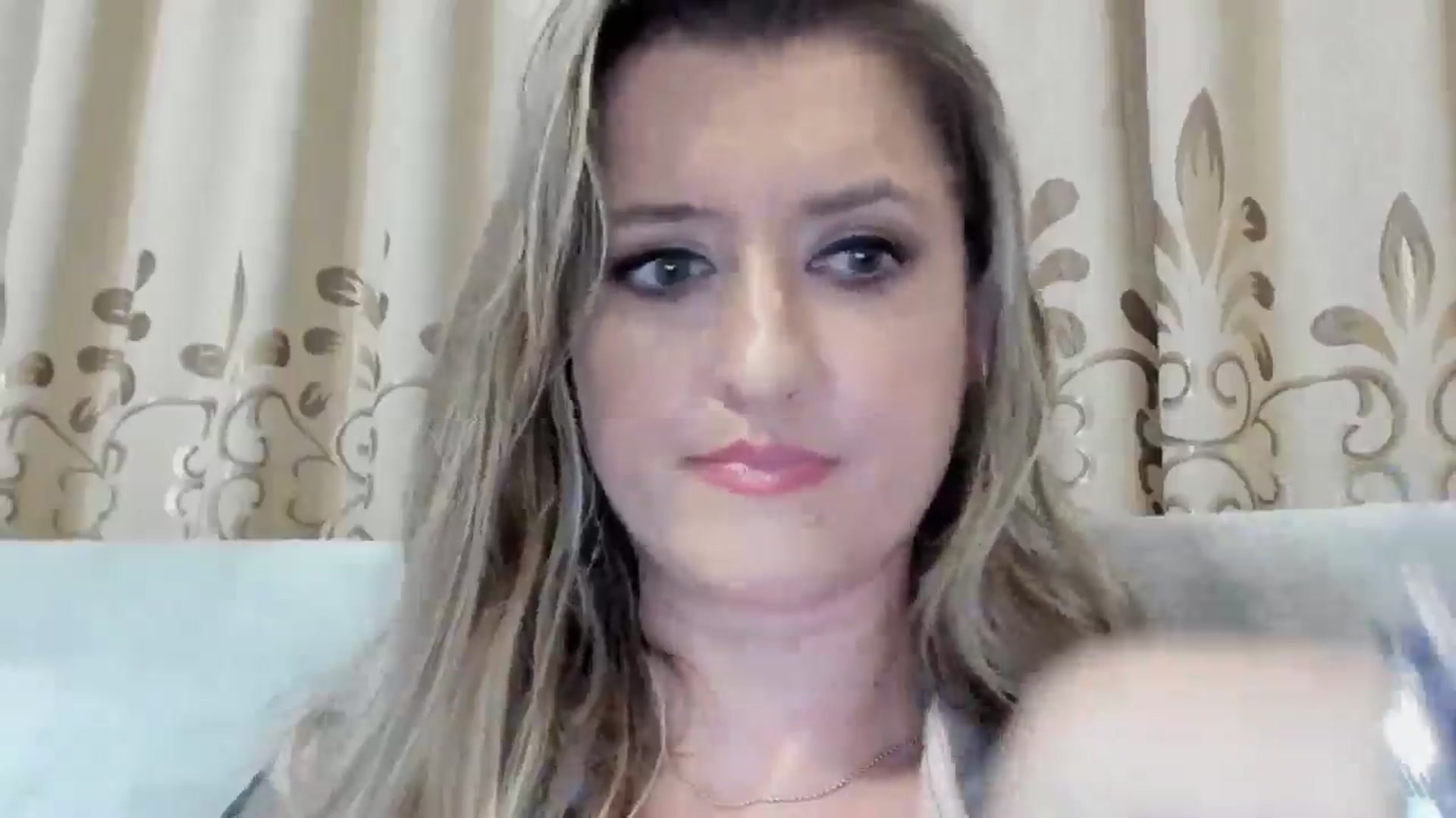 Gallery image thumbnail from BestDream's myfreecams stream on, 11/08/2025, 23:28 image 17 of 20