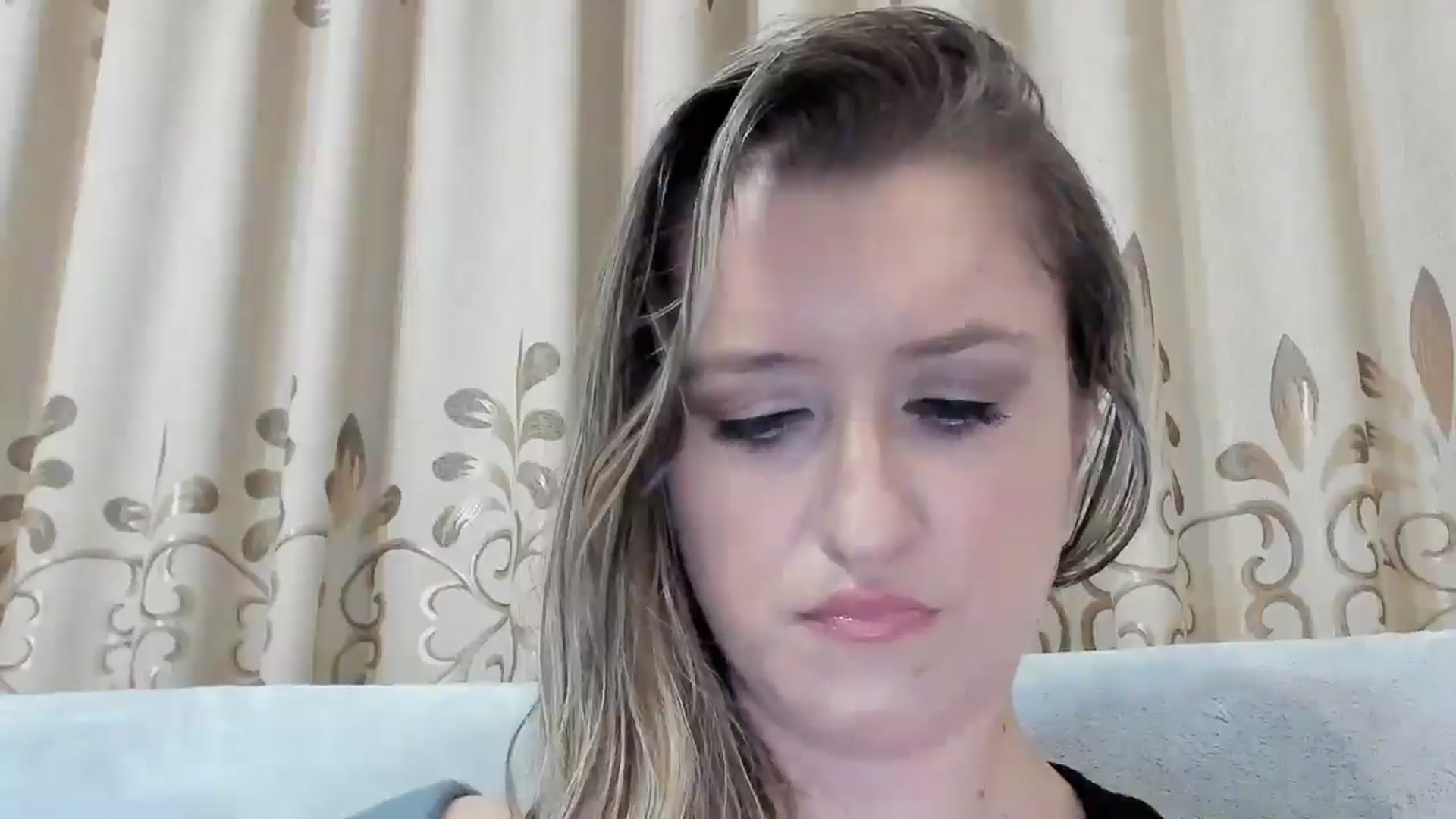 Gallery image thumbnail from BestDream's myfreecams stream on, 11/14/2025, 24:07 image 13 of 20