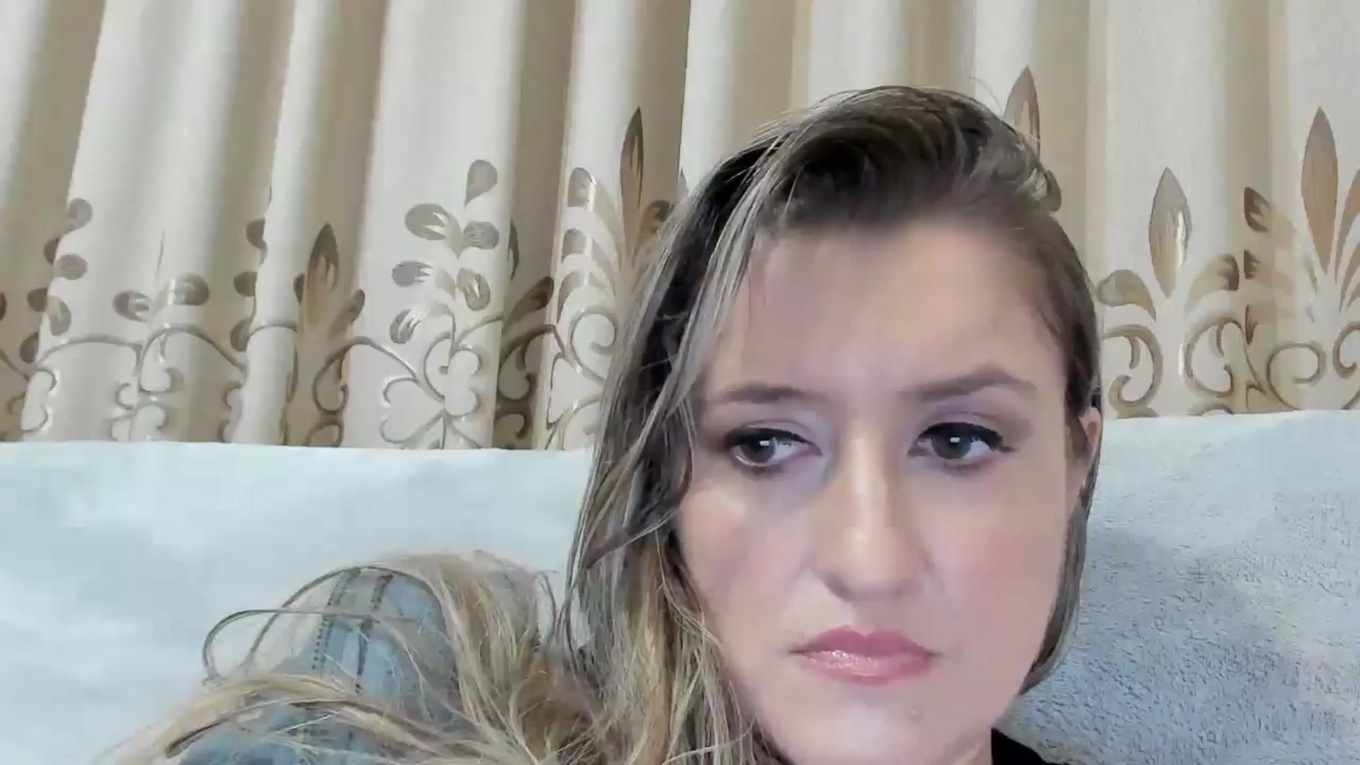 Gallery image thumbnail from BestDream's myfreecams stream on, 11/14/2025, 24:07 image 19 of 20