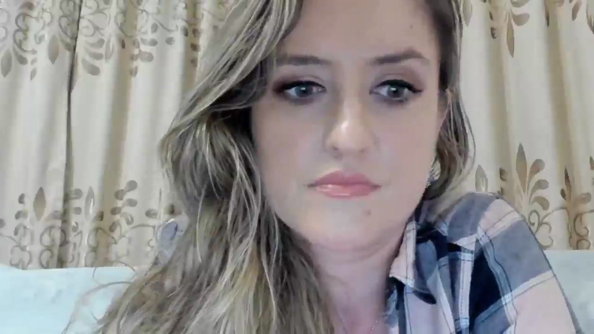 Gallery image thumbnail from BestDream's myfreecams stream on, 11/15/2025, 01:26 image 3 of 20