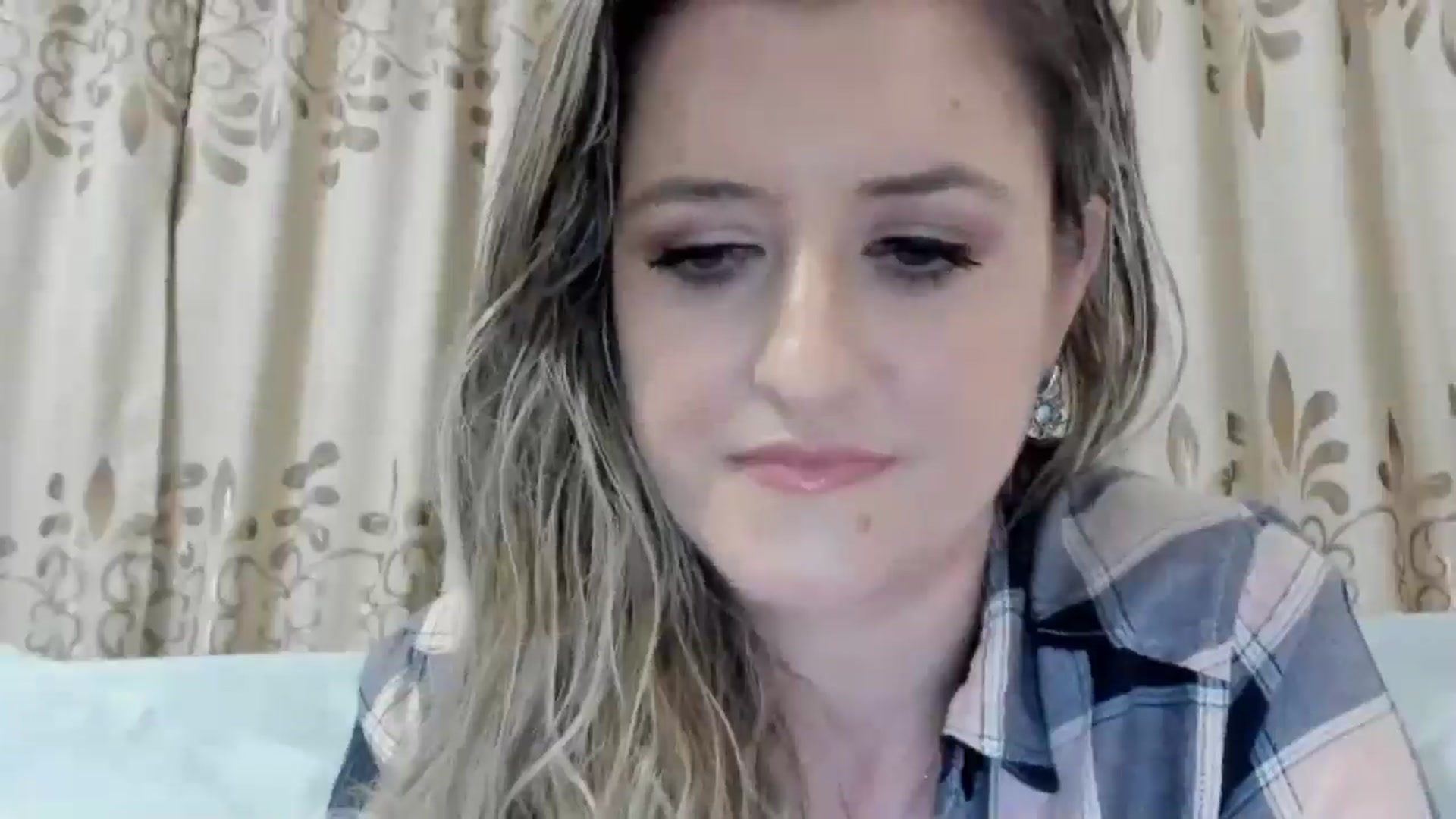 Gallery image thumbnail from BestDream's myfreecams stream on, 11/15/2025, 01:26 image 8 of 20