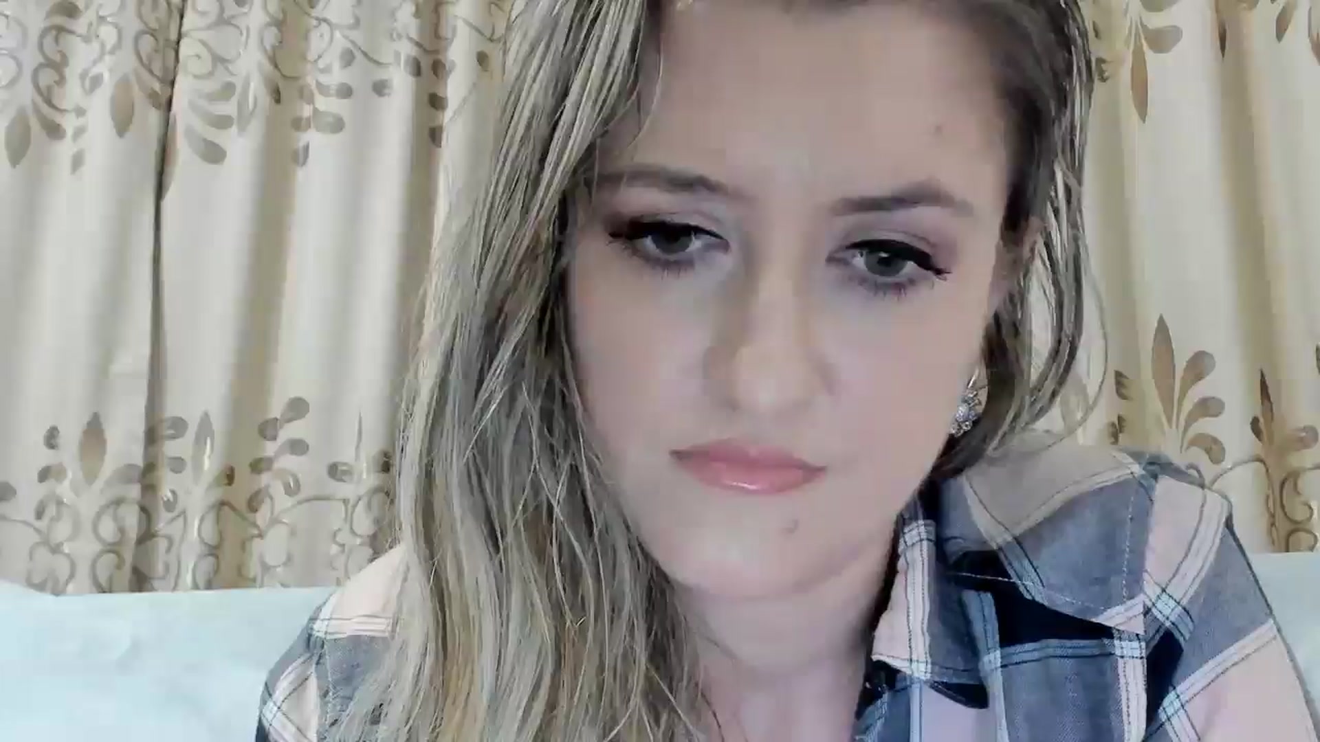 Gallery image thumbnail from BestDream's myfreecams stream on, 11/15/2025, 01:26 image 14 of 20