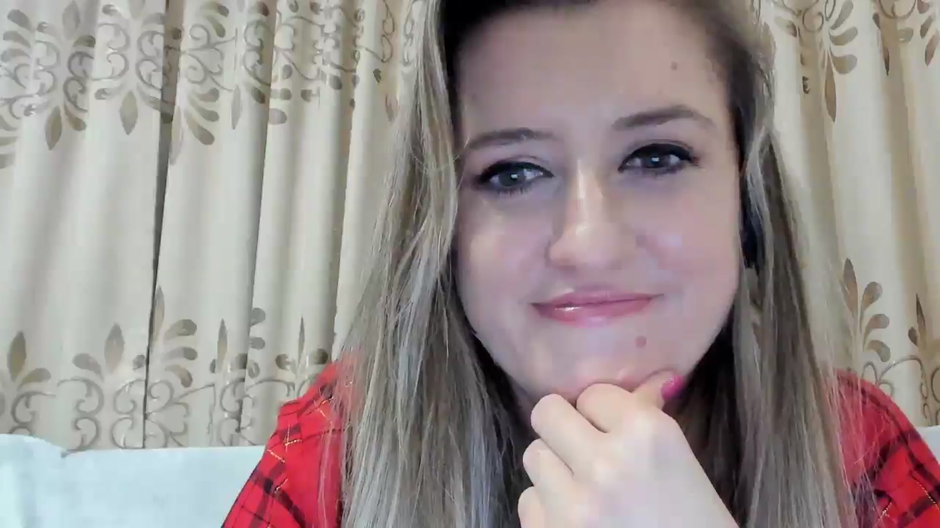 Gallery image thumbnail from BestDream's myfreecams stream on, 11/16/2025, 02:35 image 13 of 20