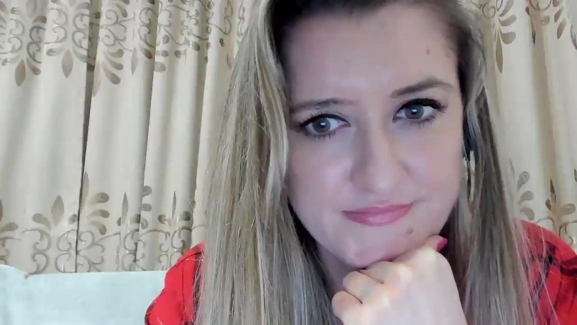 Gallery image thumbnail from BestDream's myfreecams stream on, 11/16/2025, 02:35 image 17 of 20
